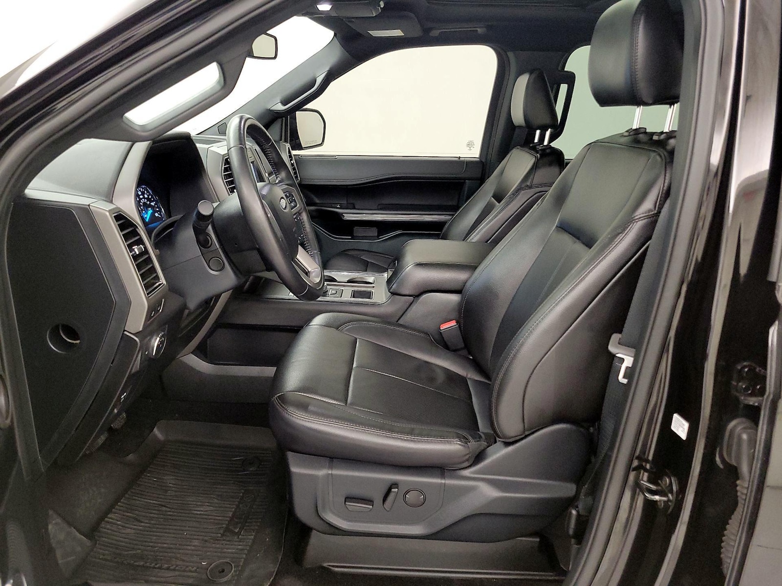 2021 Ford Expedition XLT - Photo 12
