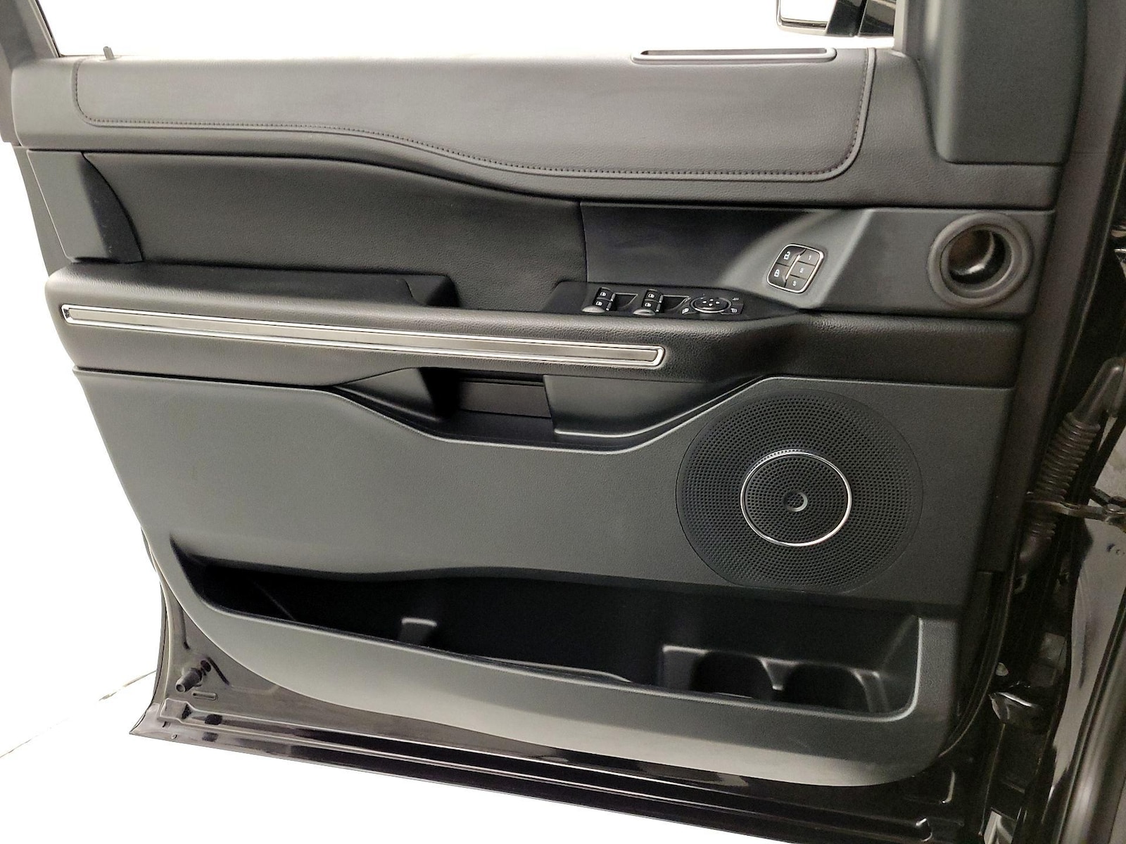 2021 Ford Expedition XLT - Photo 13