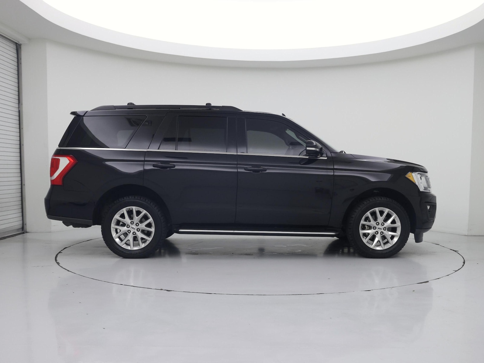 2021 Ford Expedition XLT - Photo 8