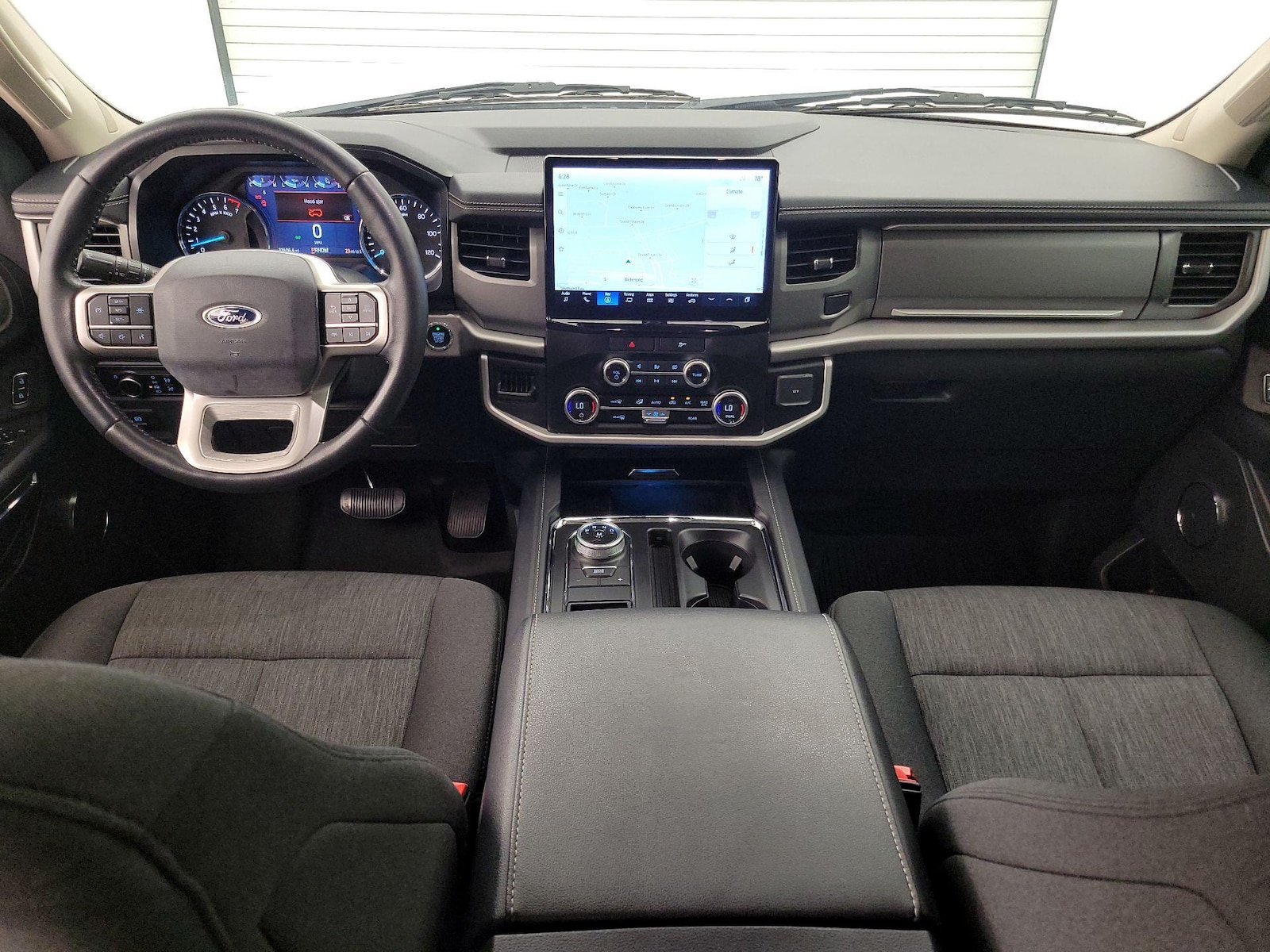 2023 Ford Expedition XLT - Photo 10