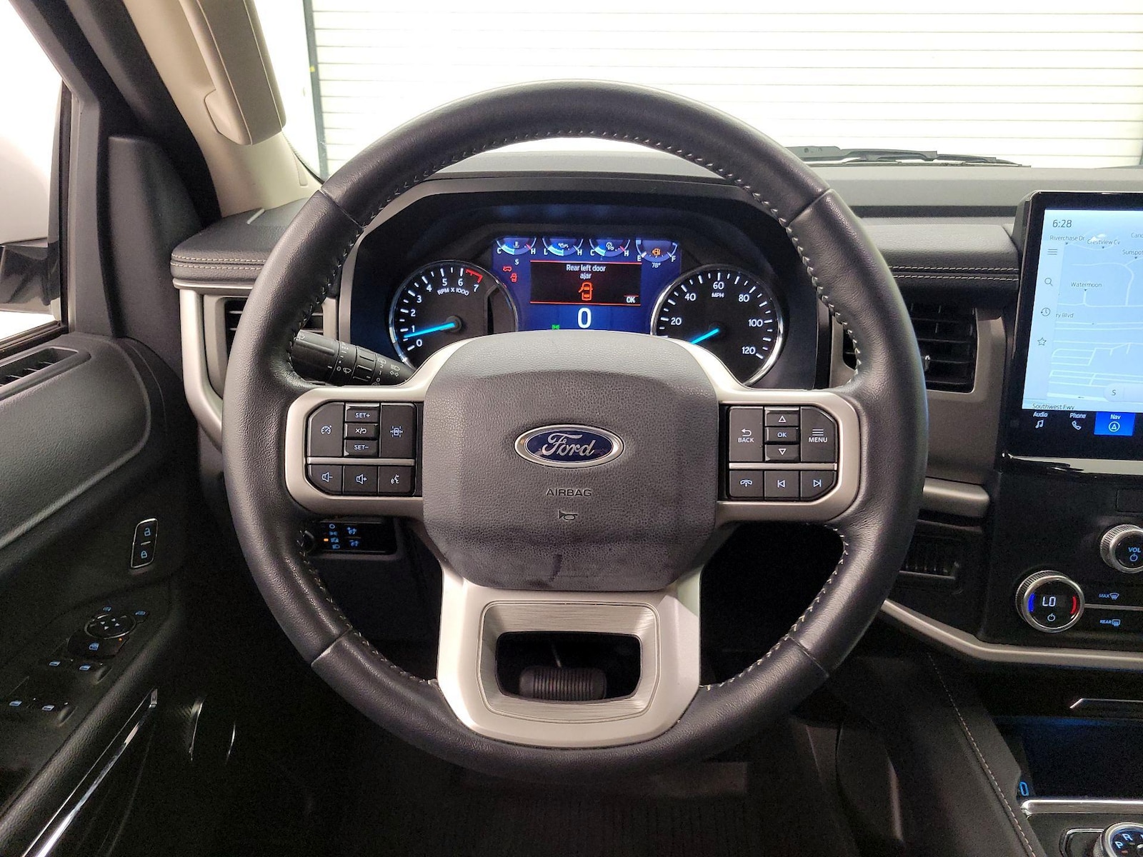 2023 Ford Expedition XLT - Photo 11