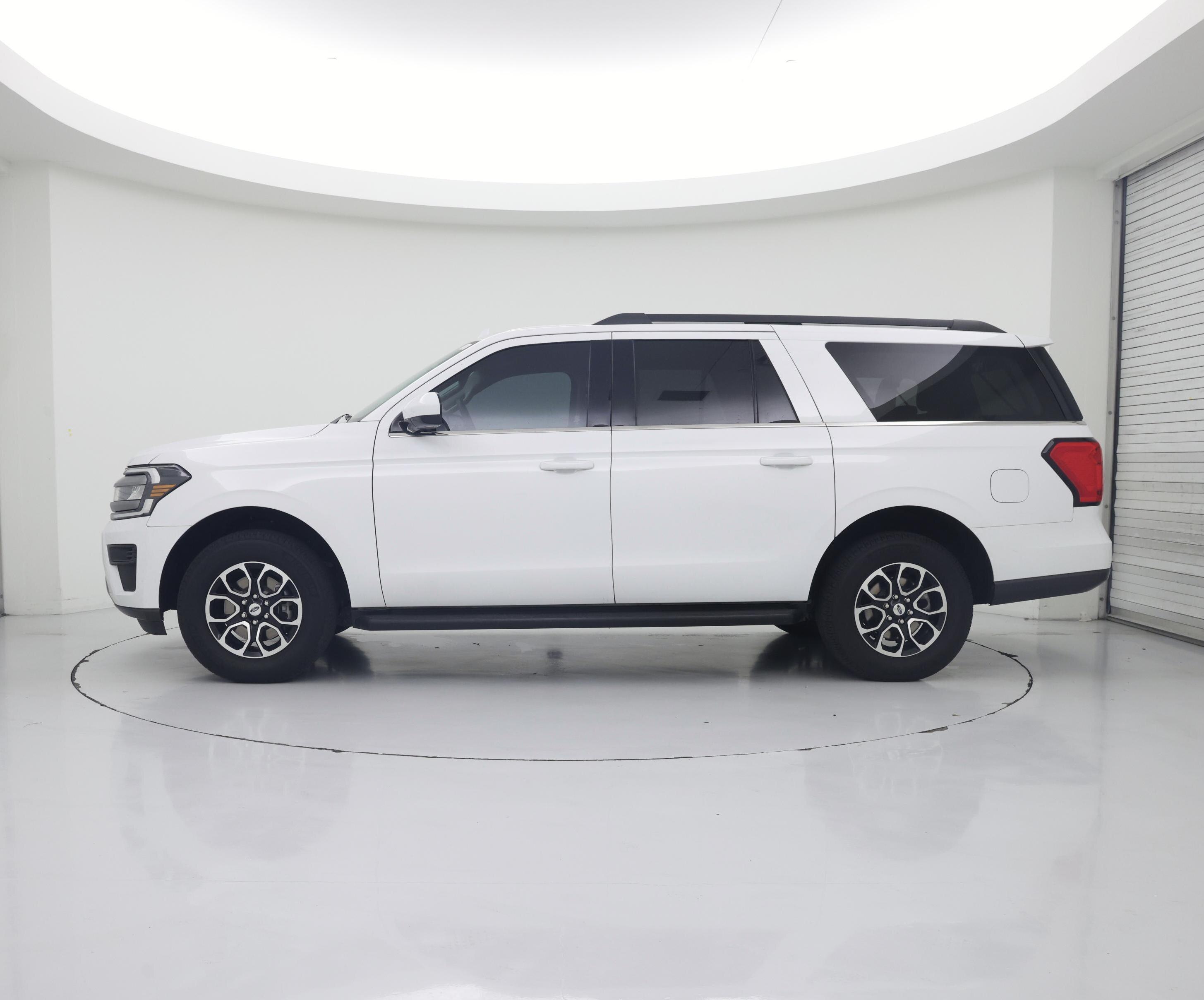 Thumbnail: 2023 Ford Expedition MAX - 3