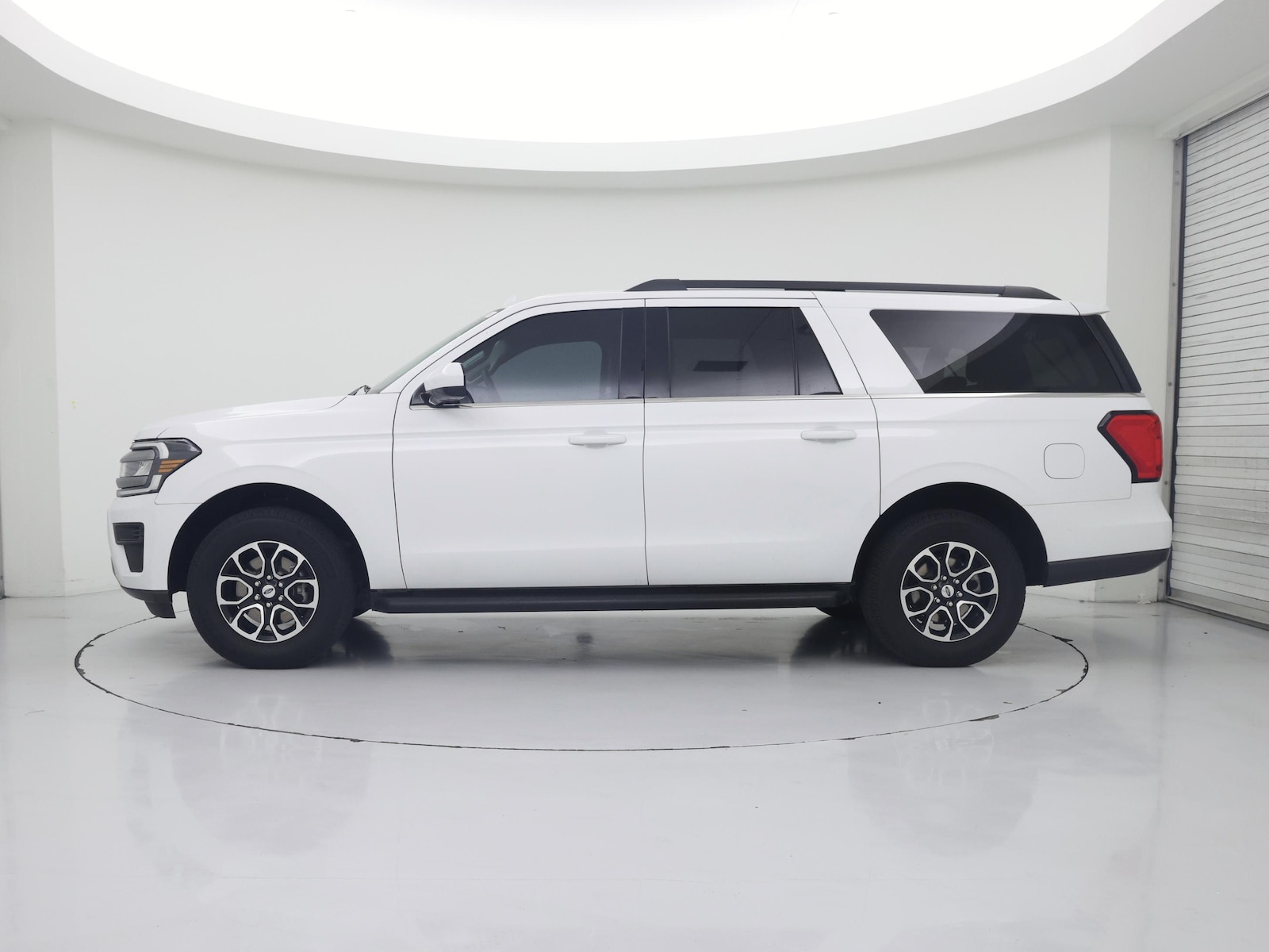 2023 Ford Expedition XLT - Photo 4