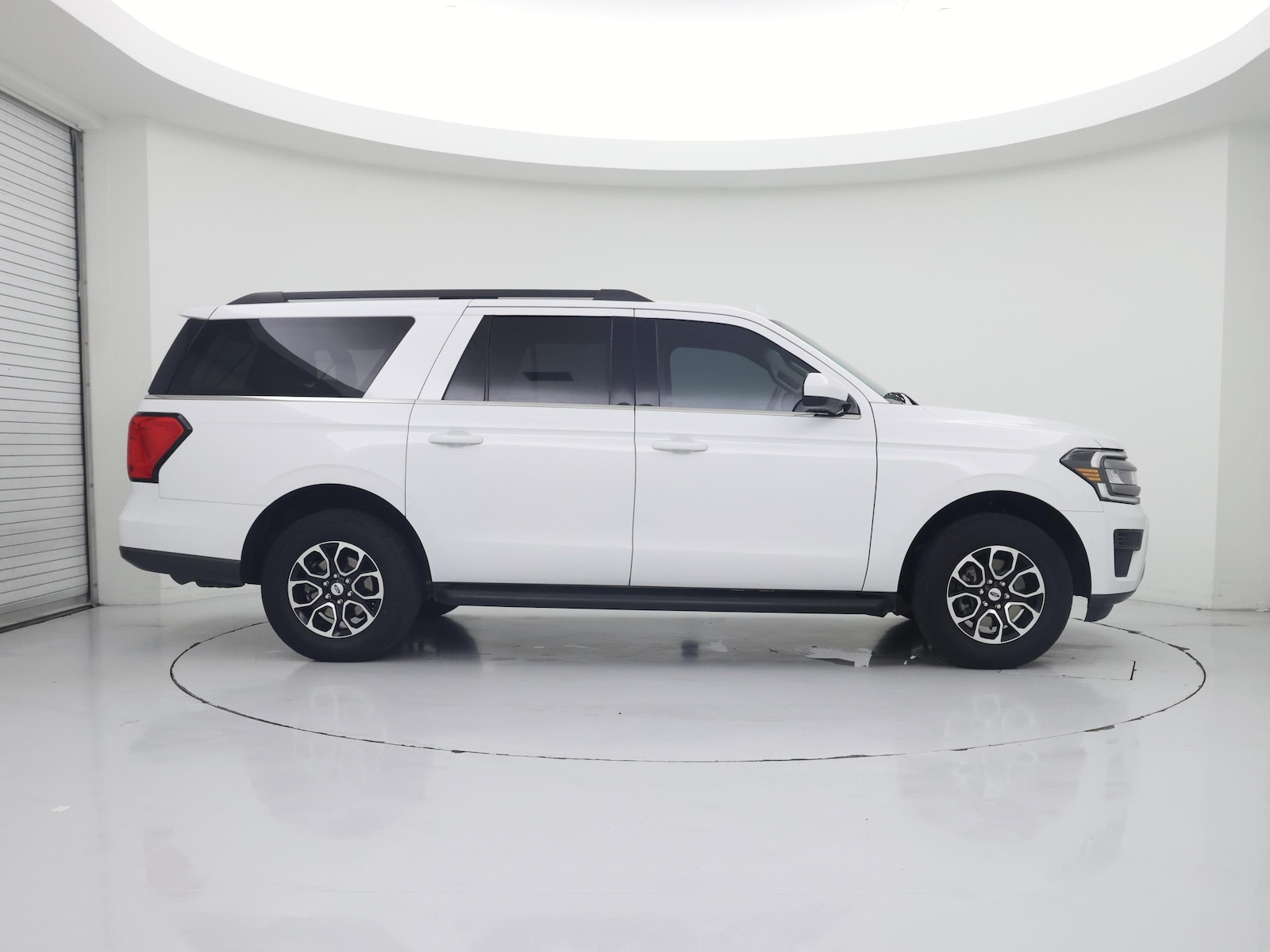2023 Ford Expedition XLT - Photo 8