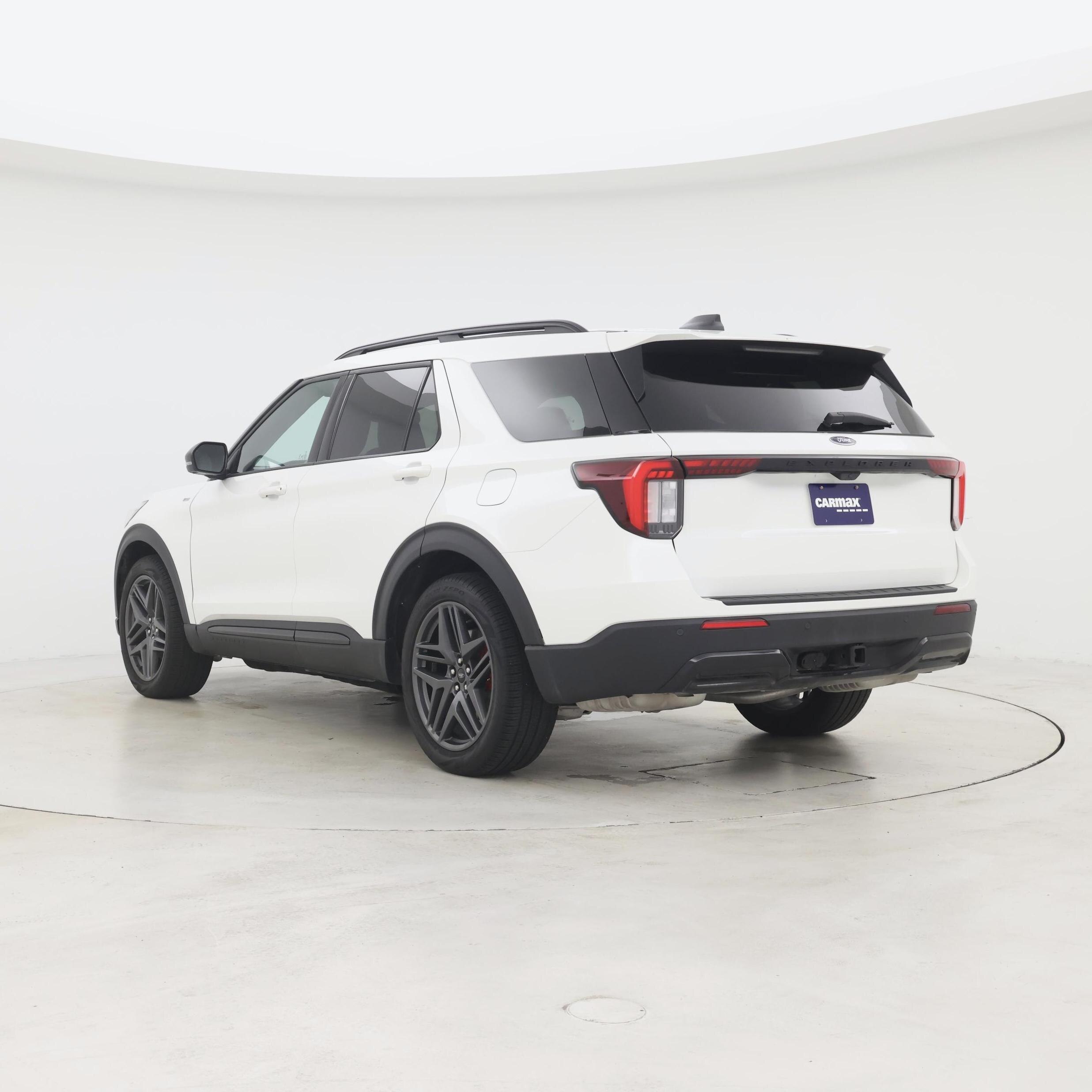 Thumbnail: 2025 Ford Explorer - 2