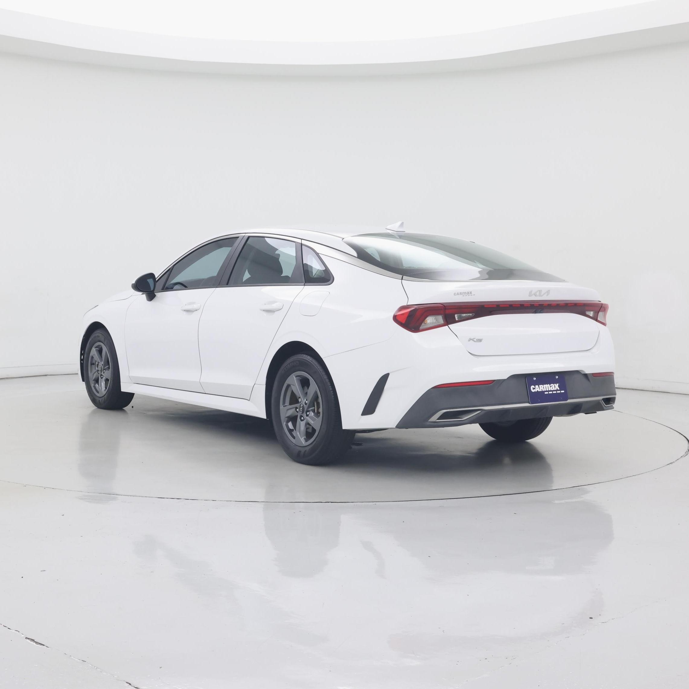 Thumbnail: 2022 Kia K5 - 2