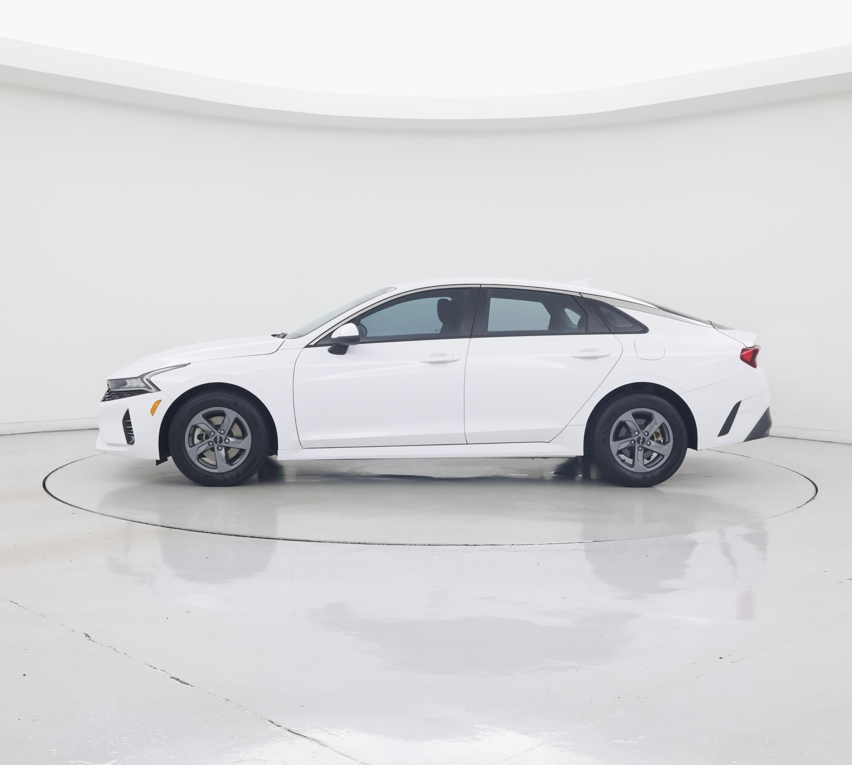 Thumbnail: 2022 Kia K5 - 3