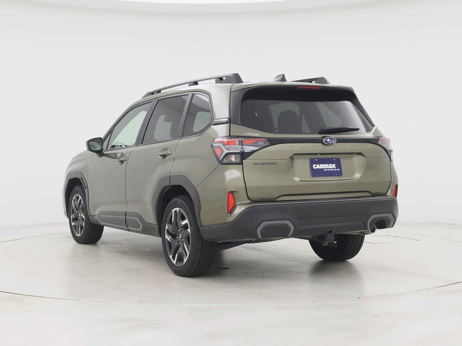 2025 Subaru Forester Limited - Photo 3