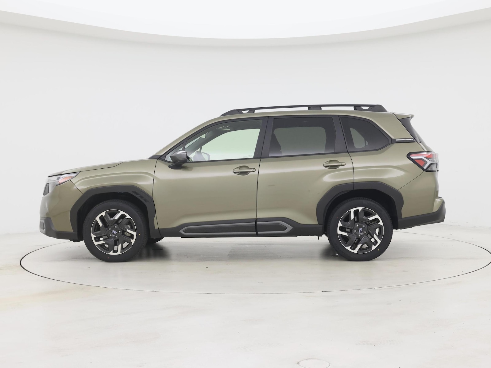 2025 Subaru Forester Limited - Photo 4