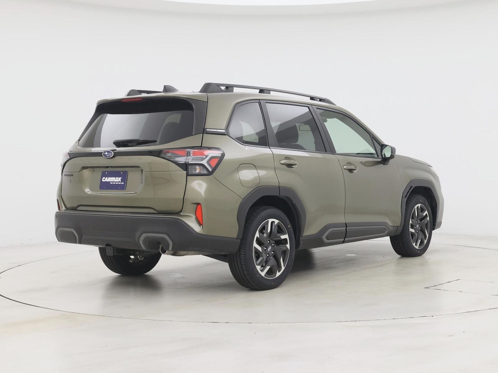 2025 Subaru Forester Limited - Photo 9