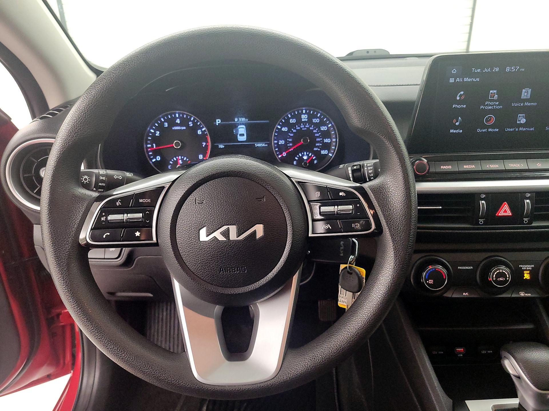 Thumbnail: 2022 Kia Forte - 10