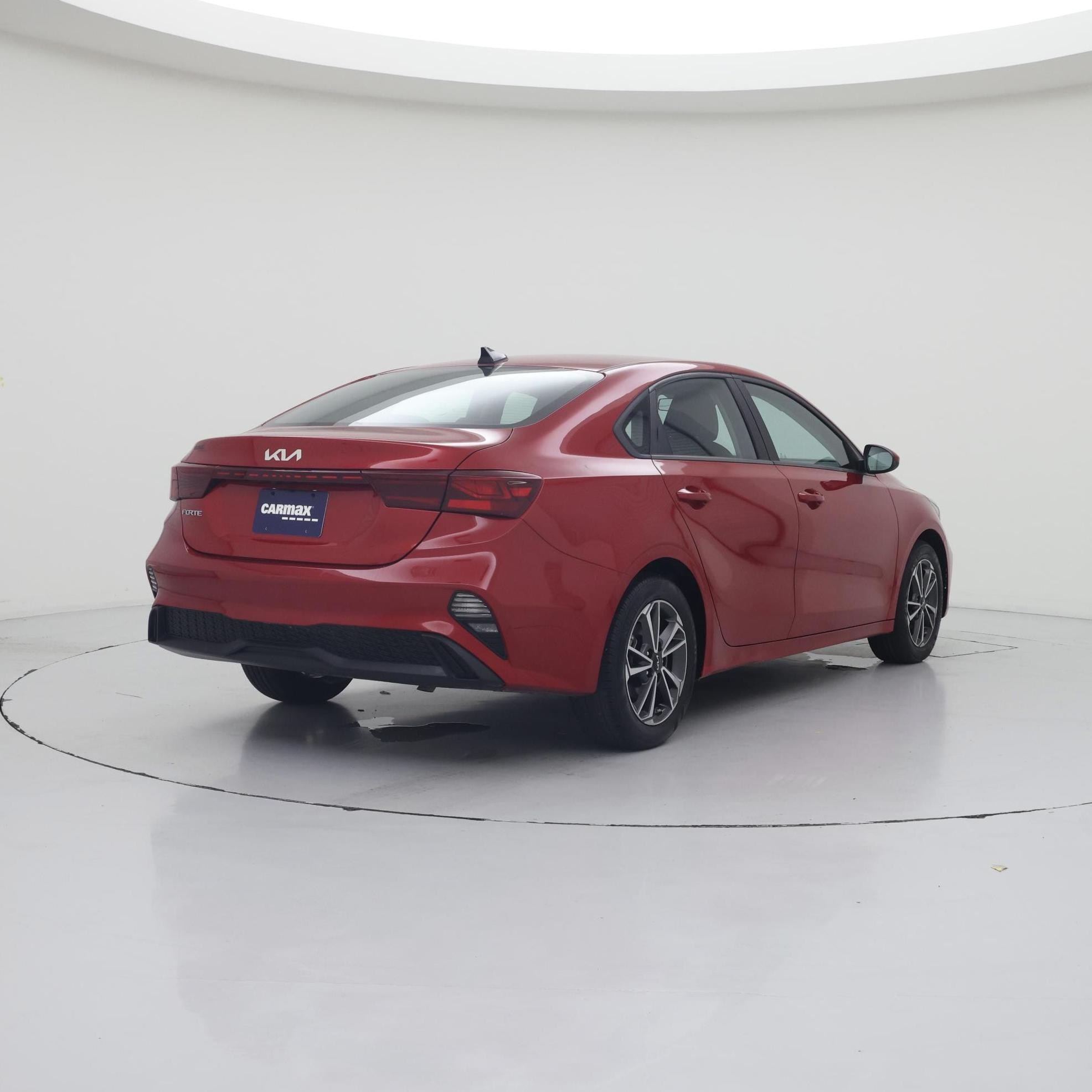 Thumbnail: 2022 Kia Forte - 8