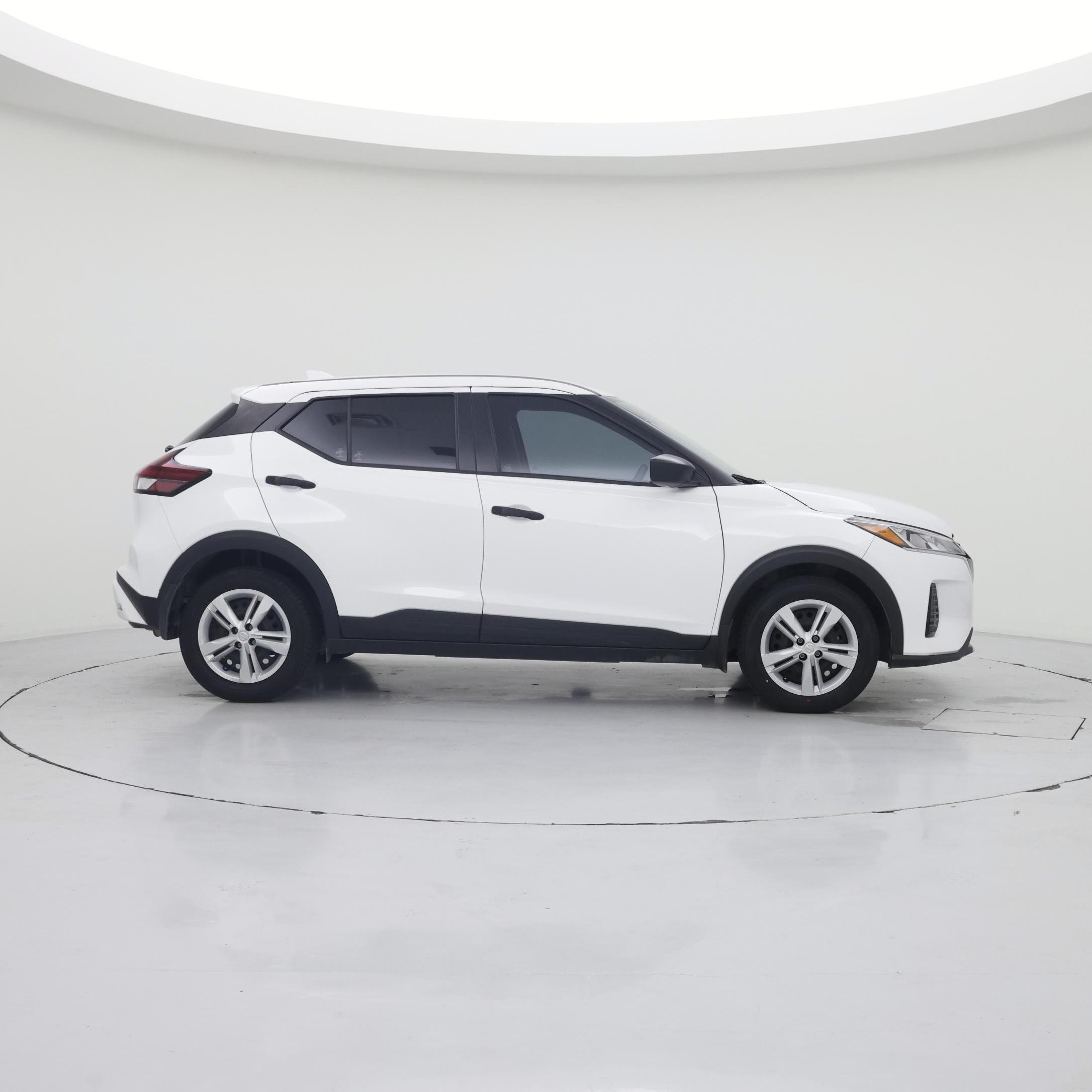 Thumbnail: 2024 Nissan Kicks - 7