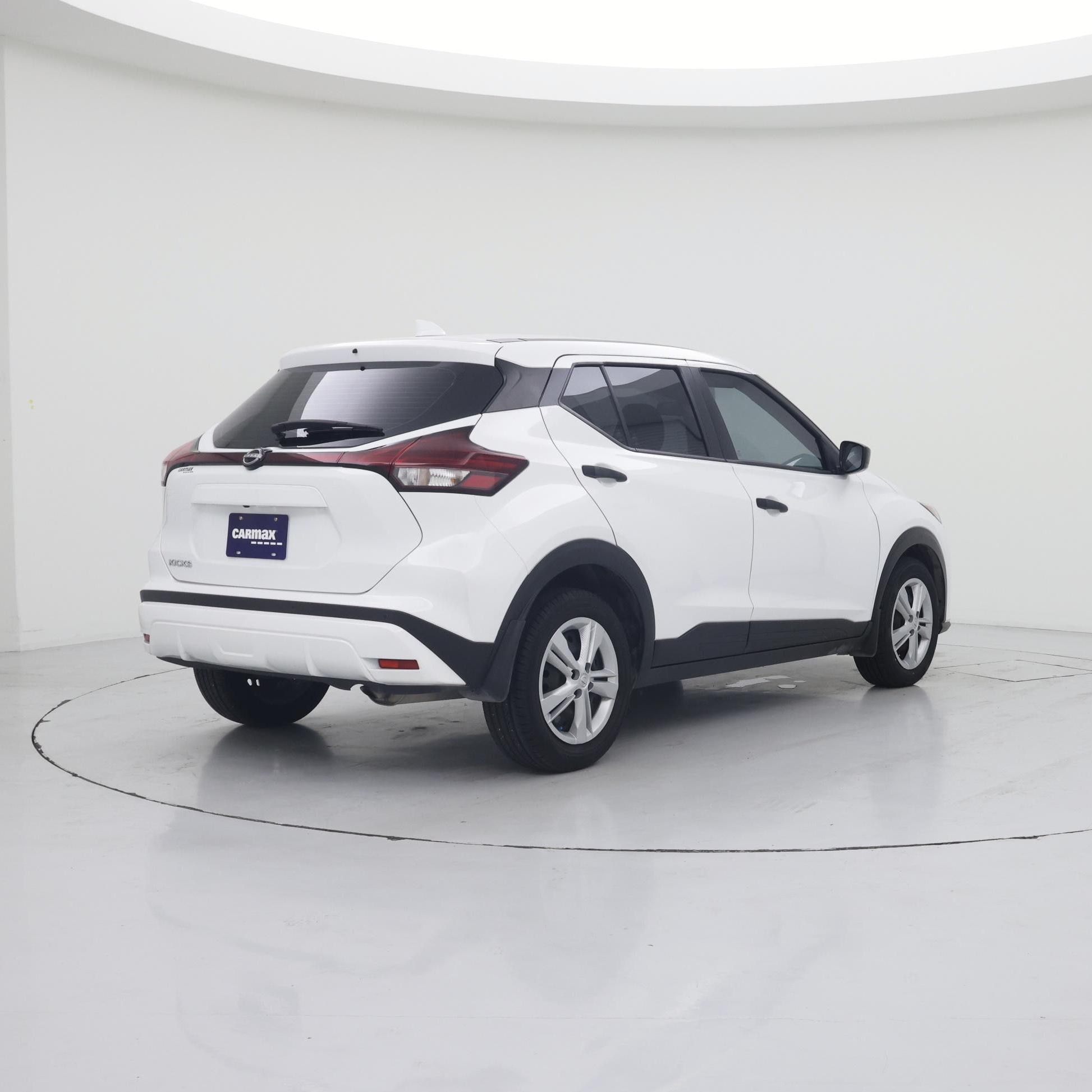 Thumbnail: 2024 Nissan Kicks - 8