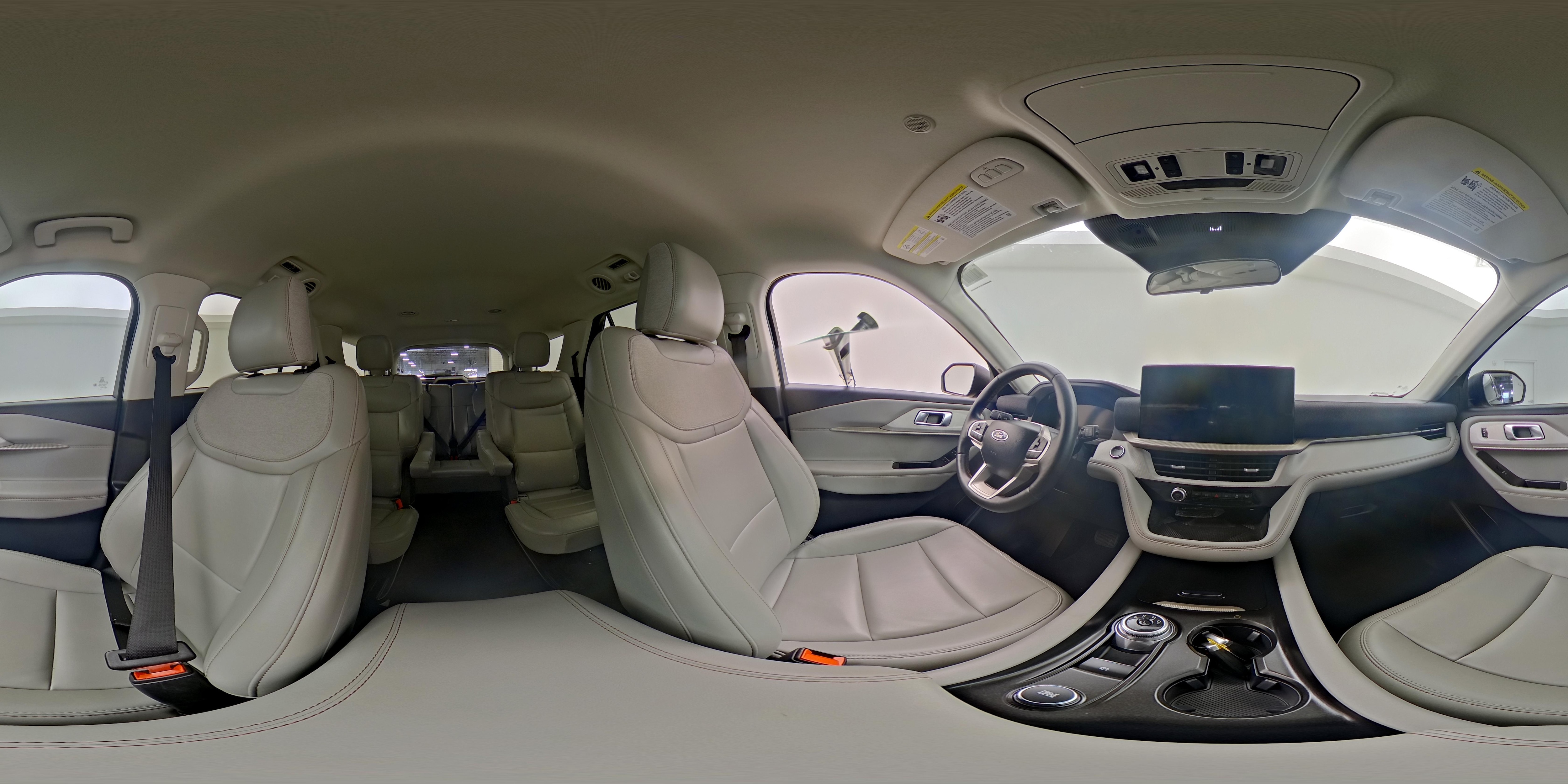 2025 Ford Explorer Active - Photo 25