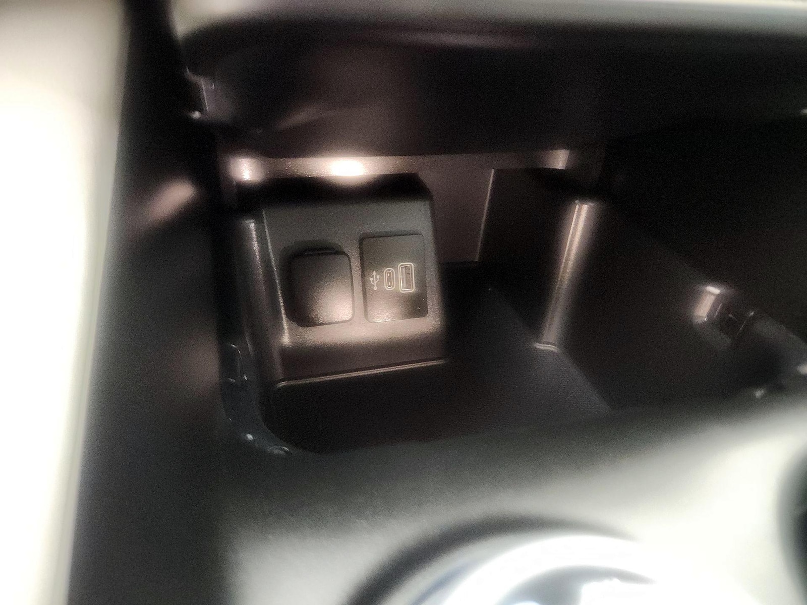 2025 Ford Explorer Active - Photo 19