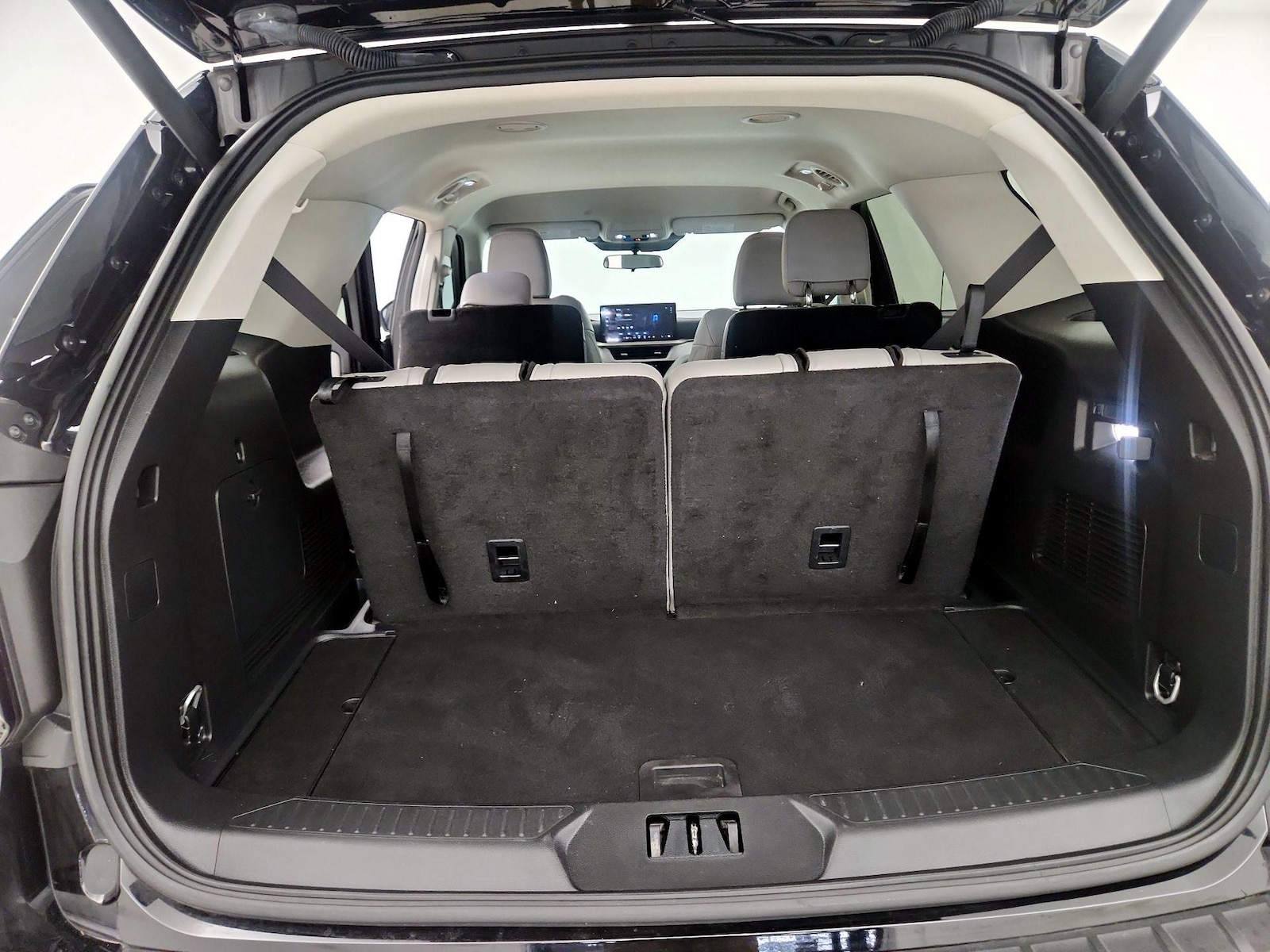 2025 Ford Explorer Active - Photo 22