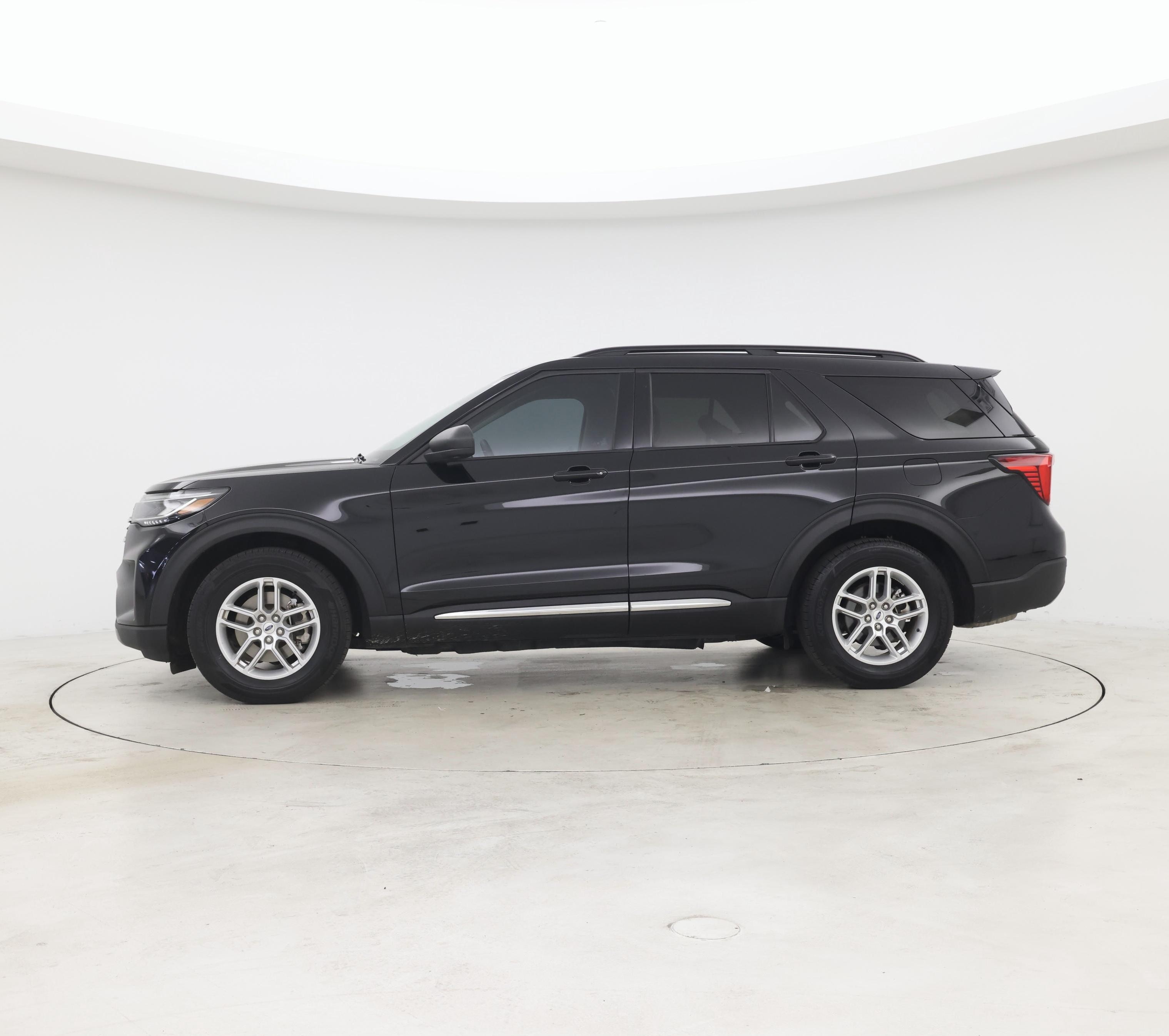 Thumbnail: 2025 Ford Explorer - 3