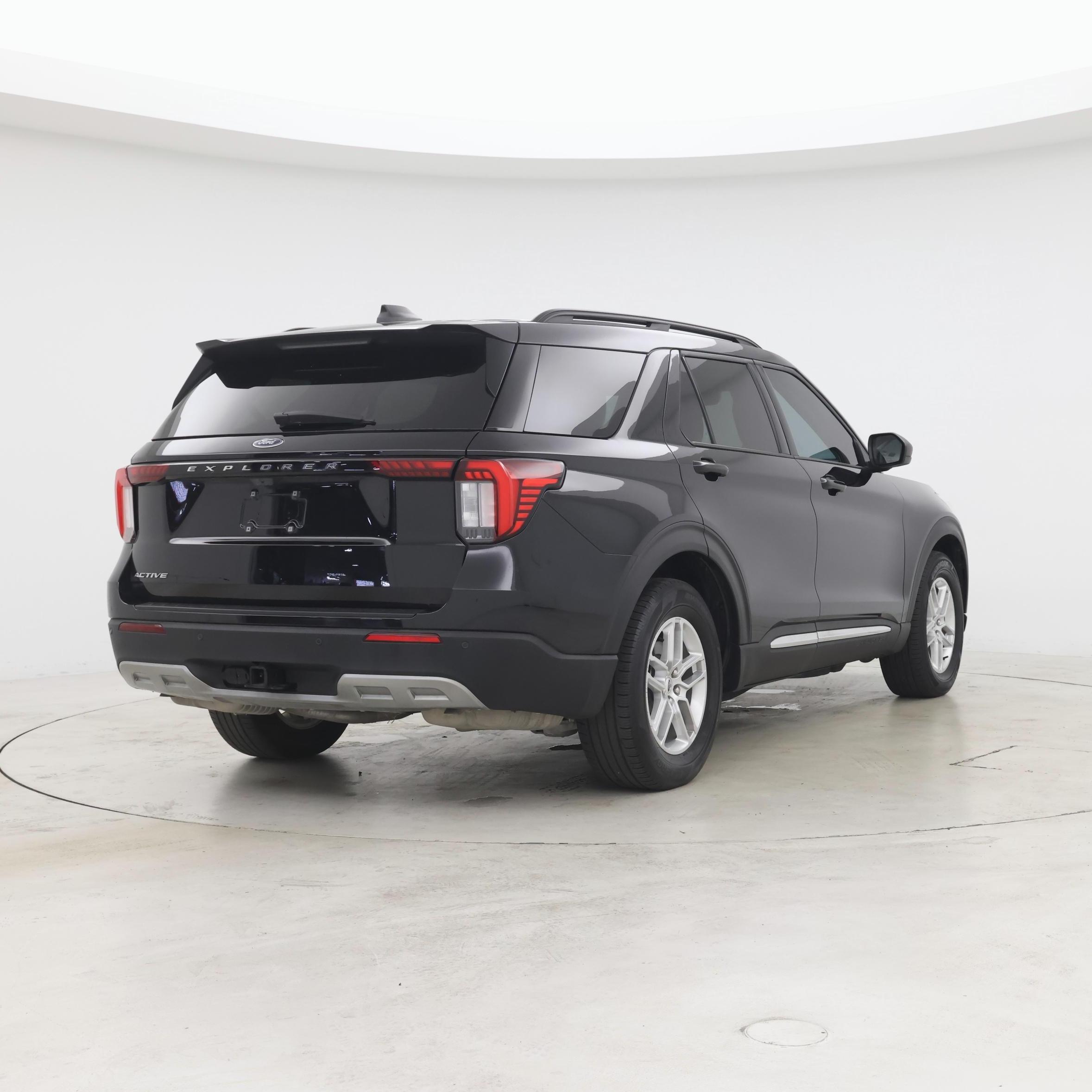Thumbnail: 2025 Ford Explorer - 8
