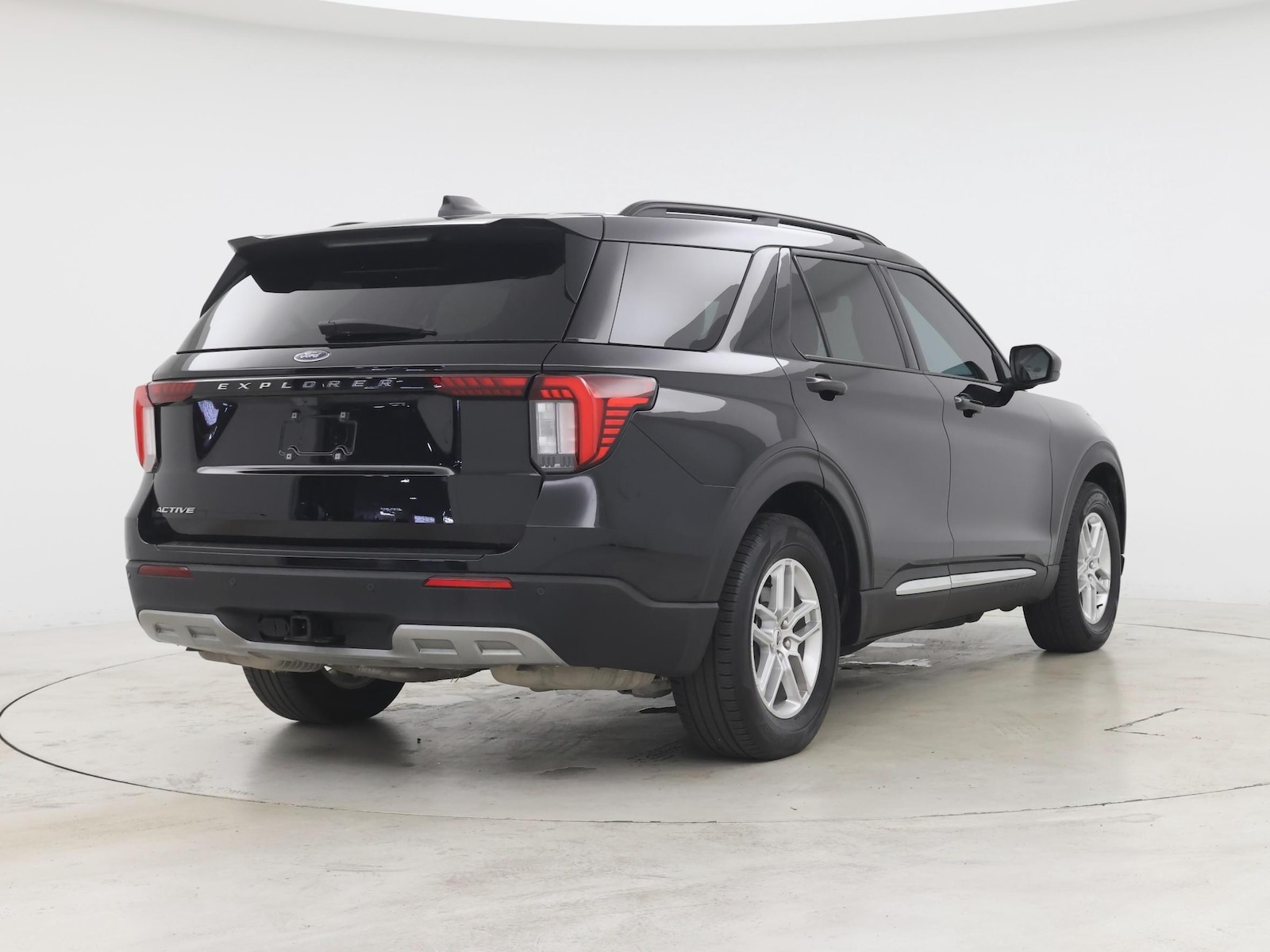 2025 Ford Explorer Active - Photo 9