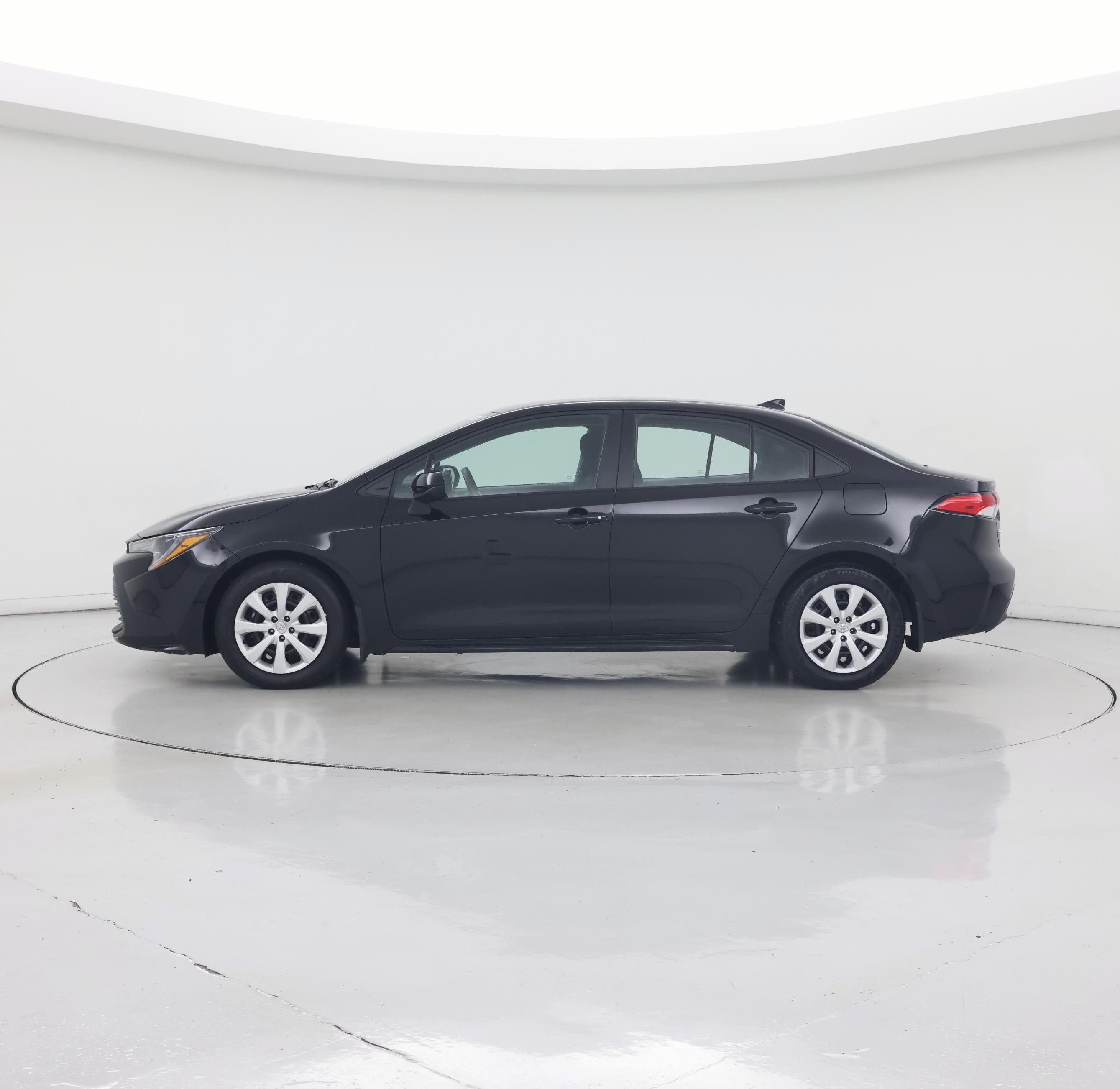 Thumbnail: 2025 Toyota Corolla - 3