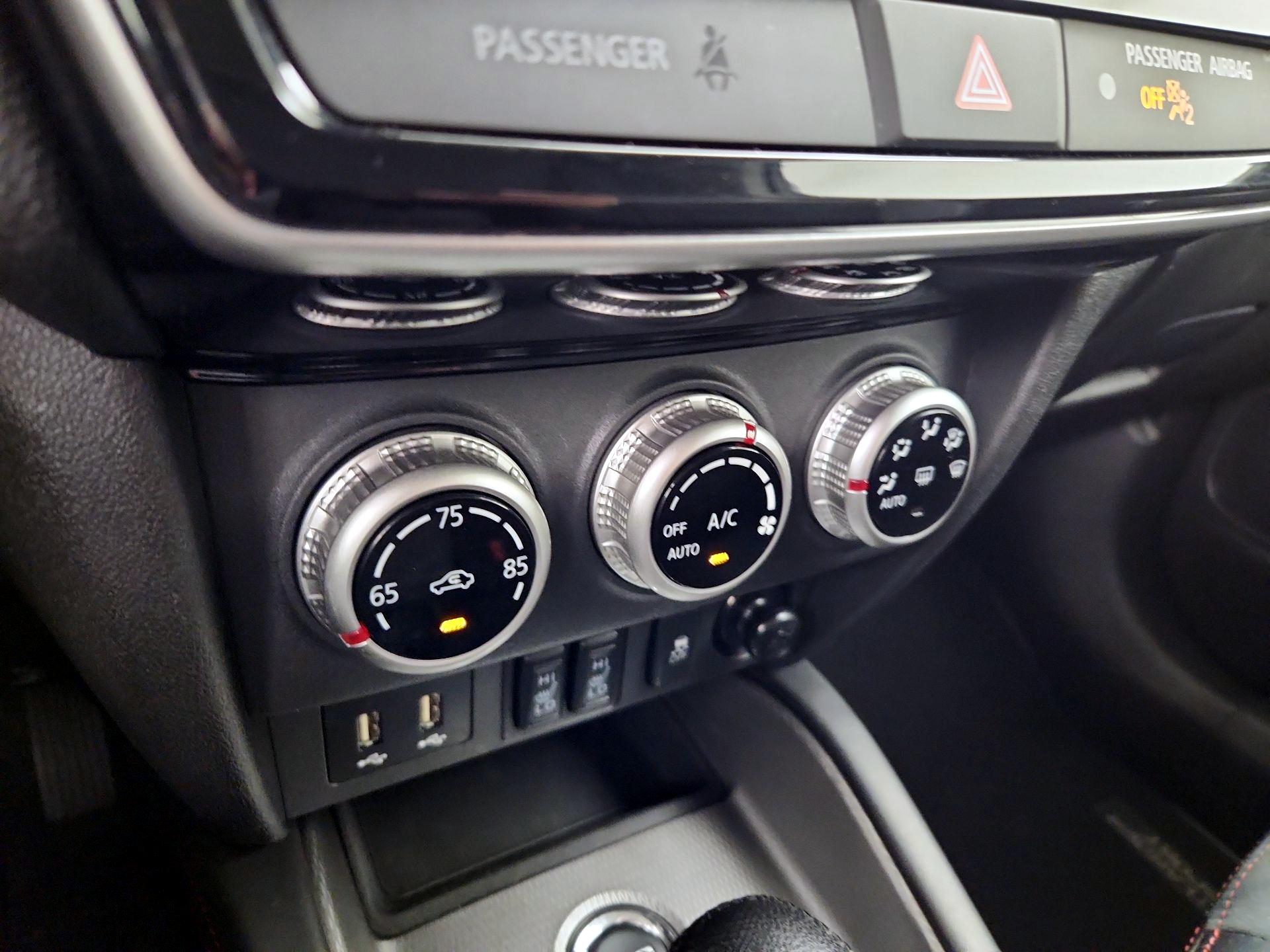 Thumbnail: 2024 Mitsubishi Outlander Sport - 16