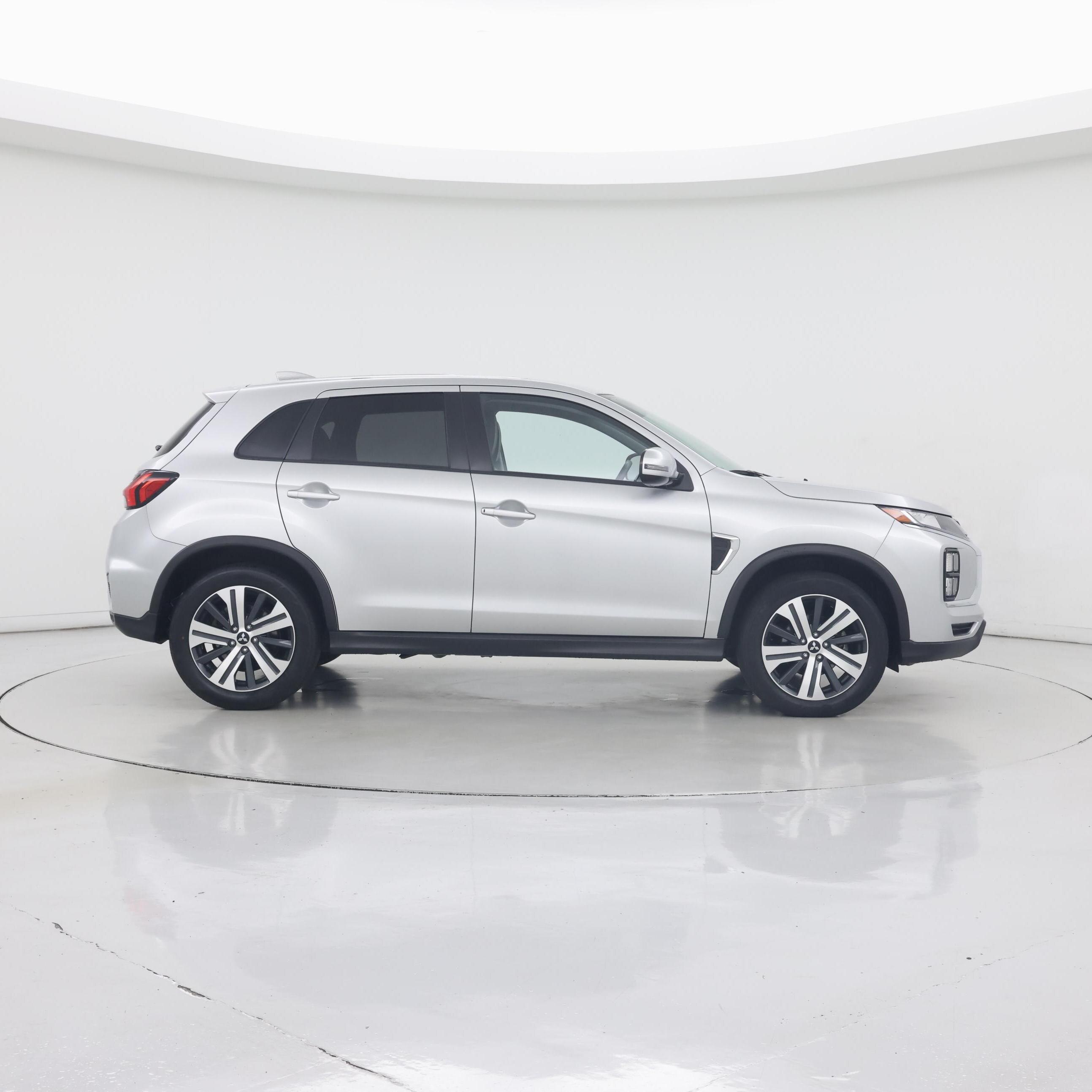 Thumbnail: 2024 Mitsubishi Outlander Sport - 7