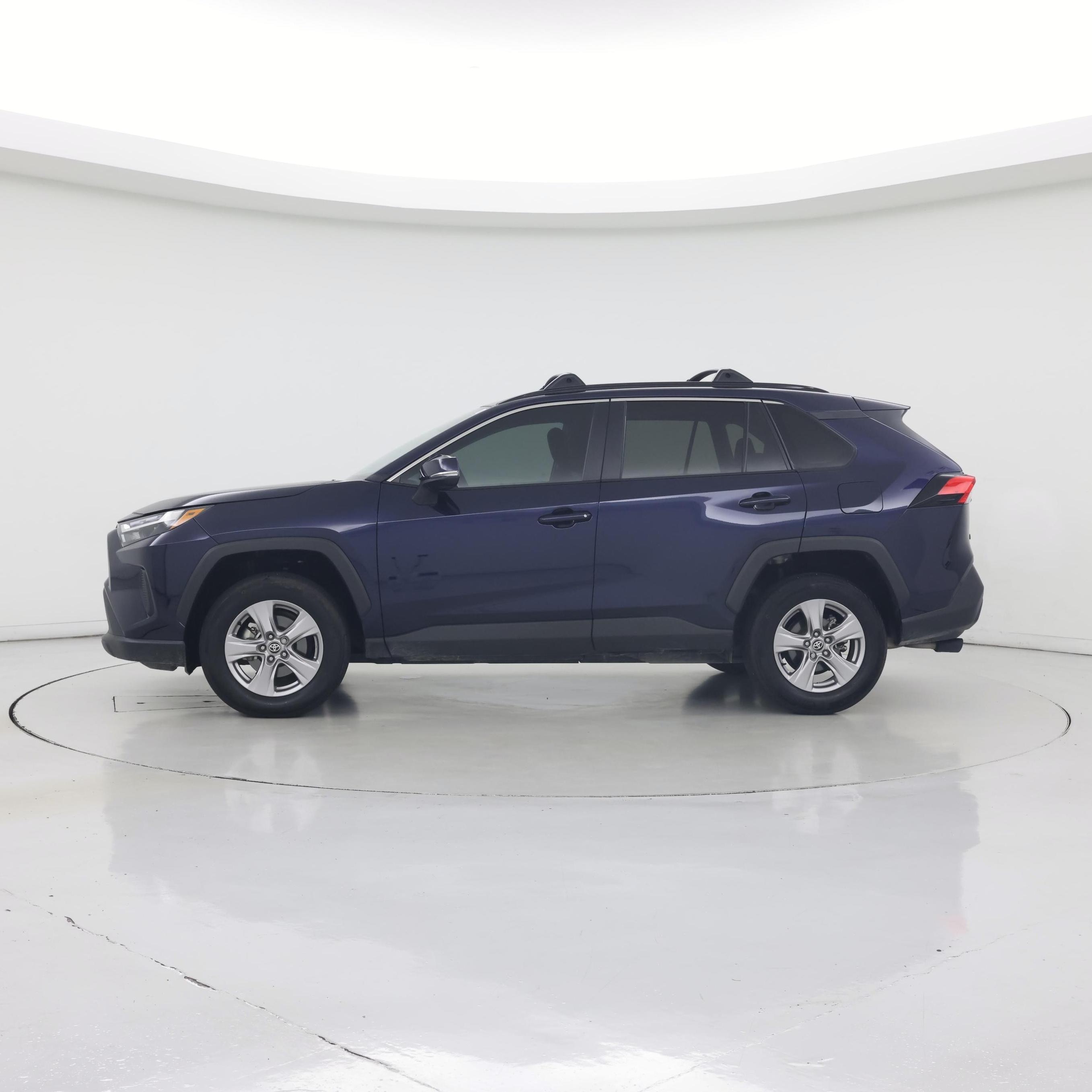 Thumbnail: 2025 Toyota RAV4 - 3