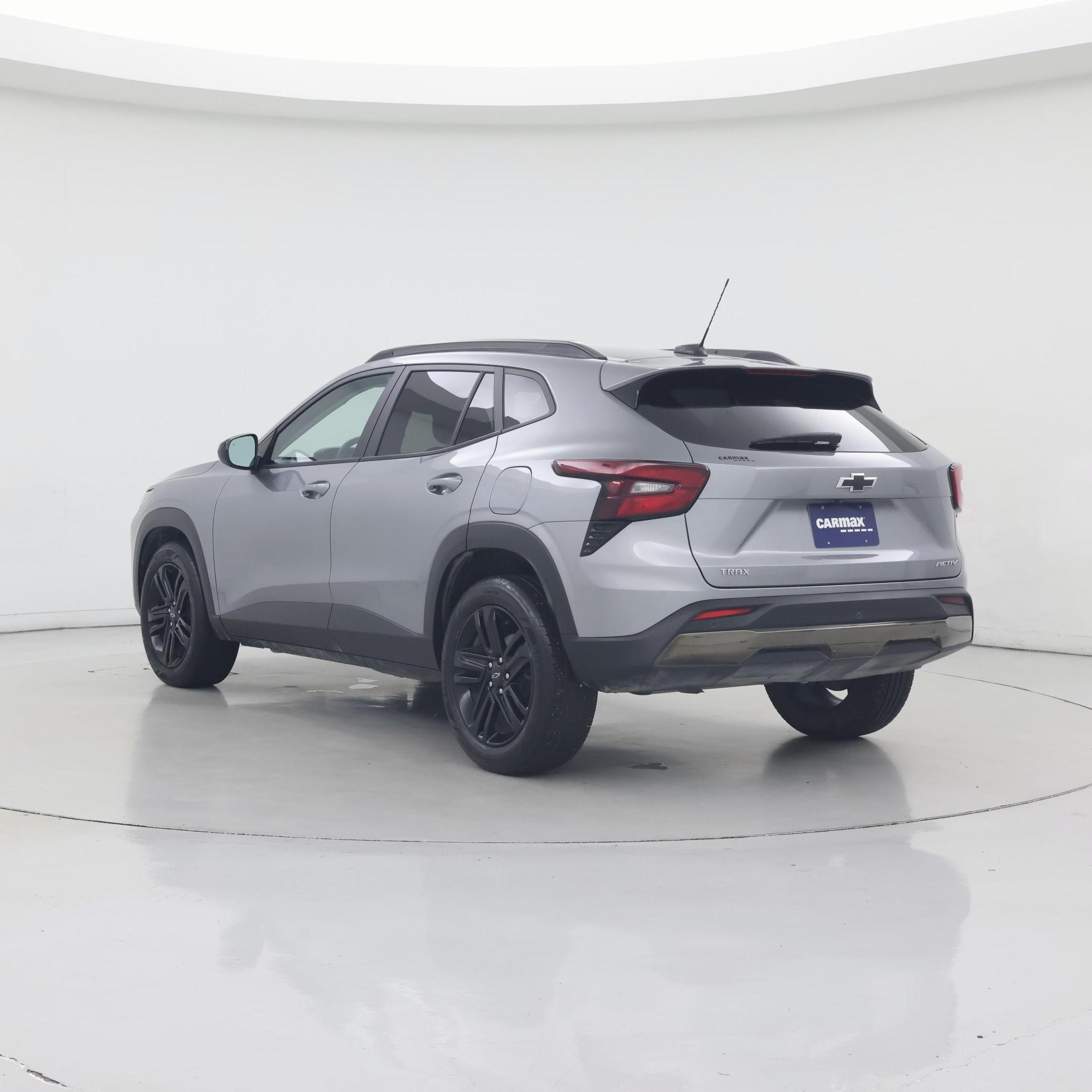 Thumbnail: 2025 Chevrolet Trax - 2