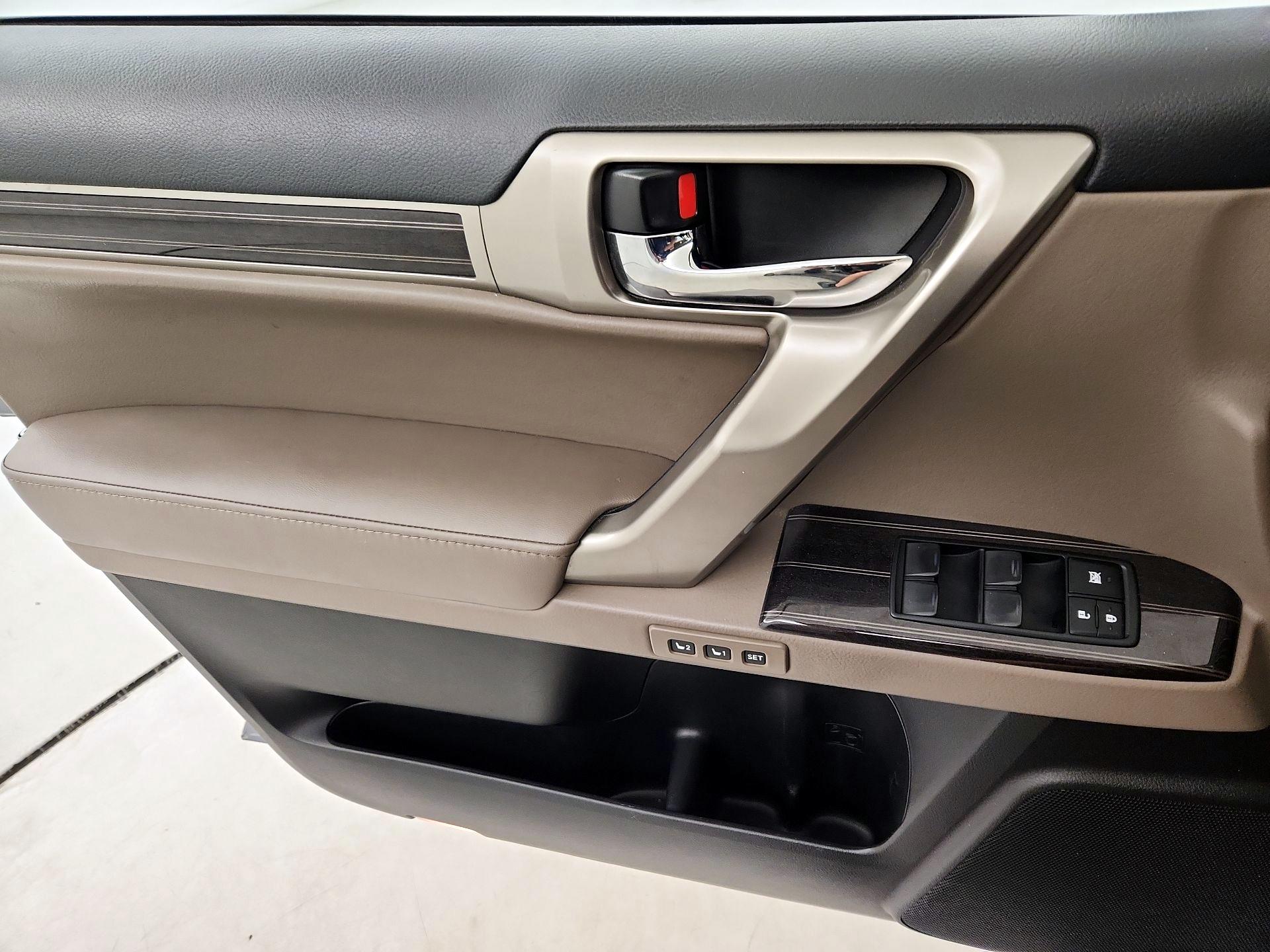 Thumbnail: 2021 Lexus GX - 12