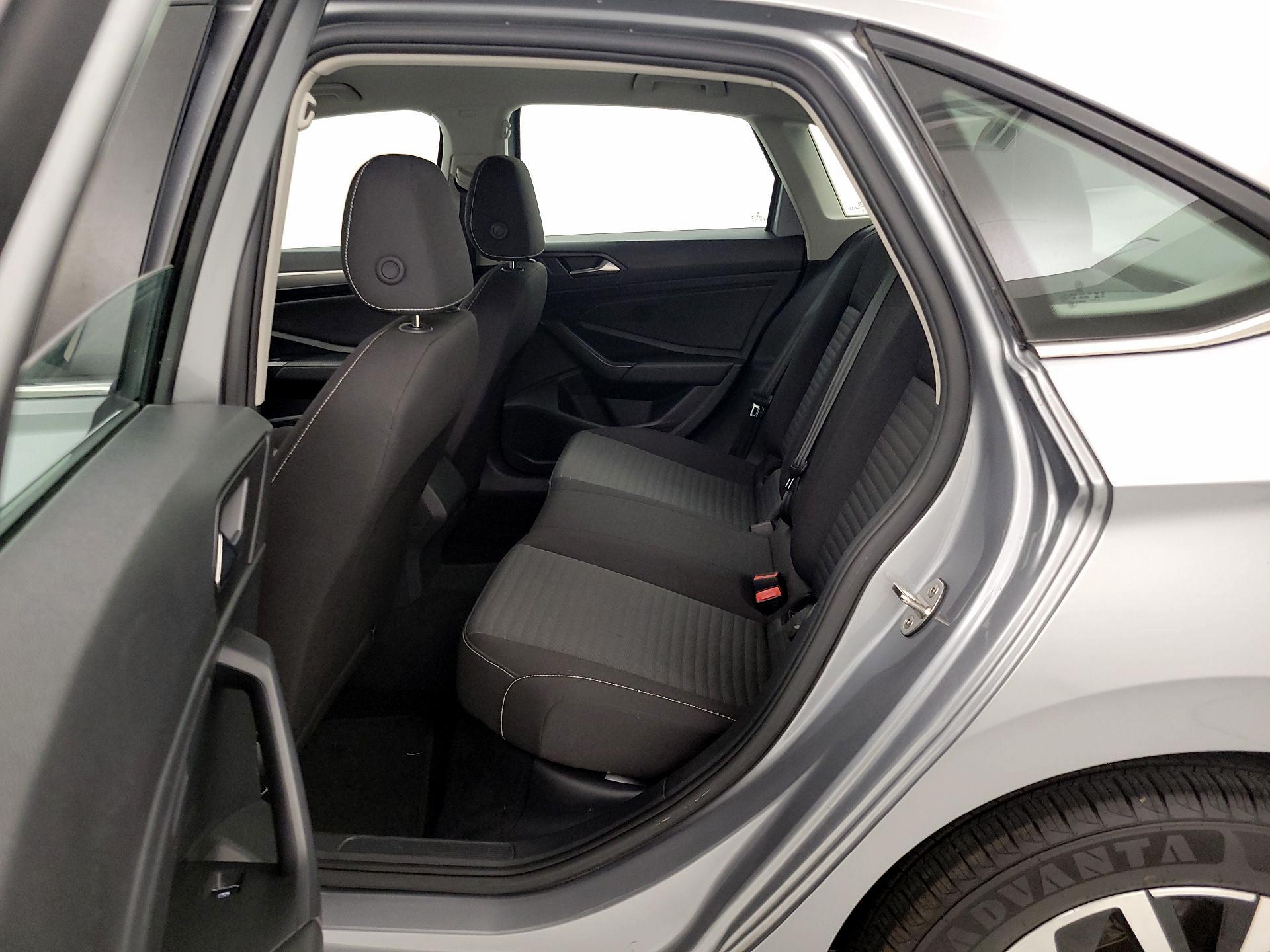 Thumbnail: 2024 Volkswagen Jetta - 19