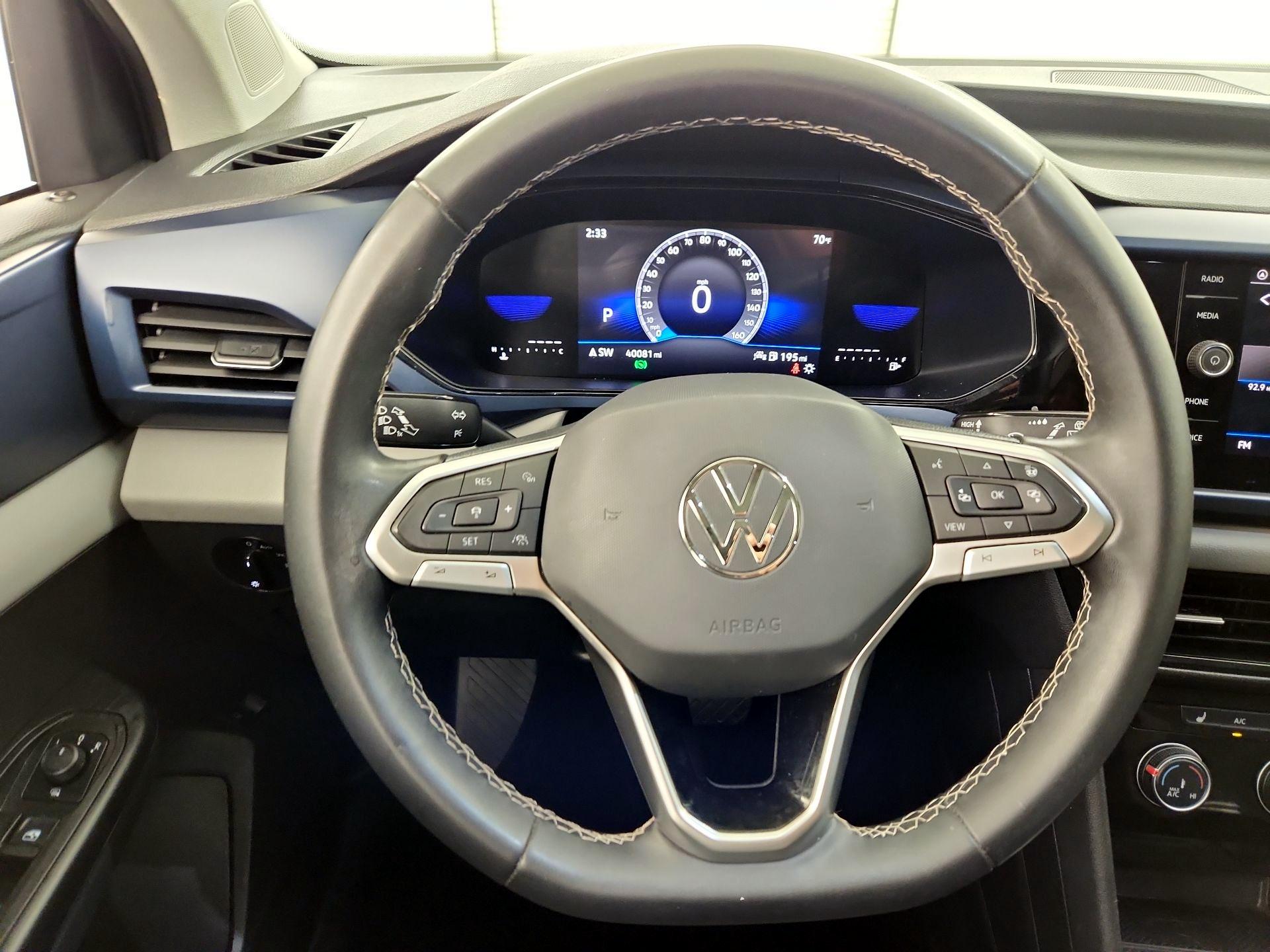 Thumbnail: 2023 Volkswagen Taos - 10