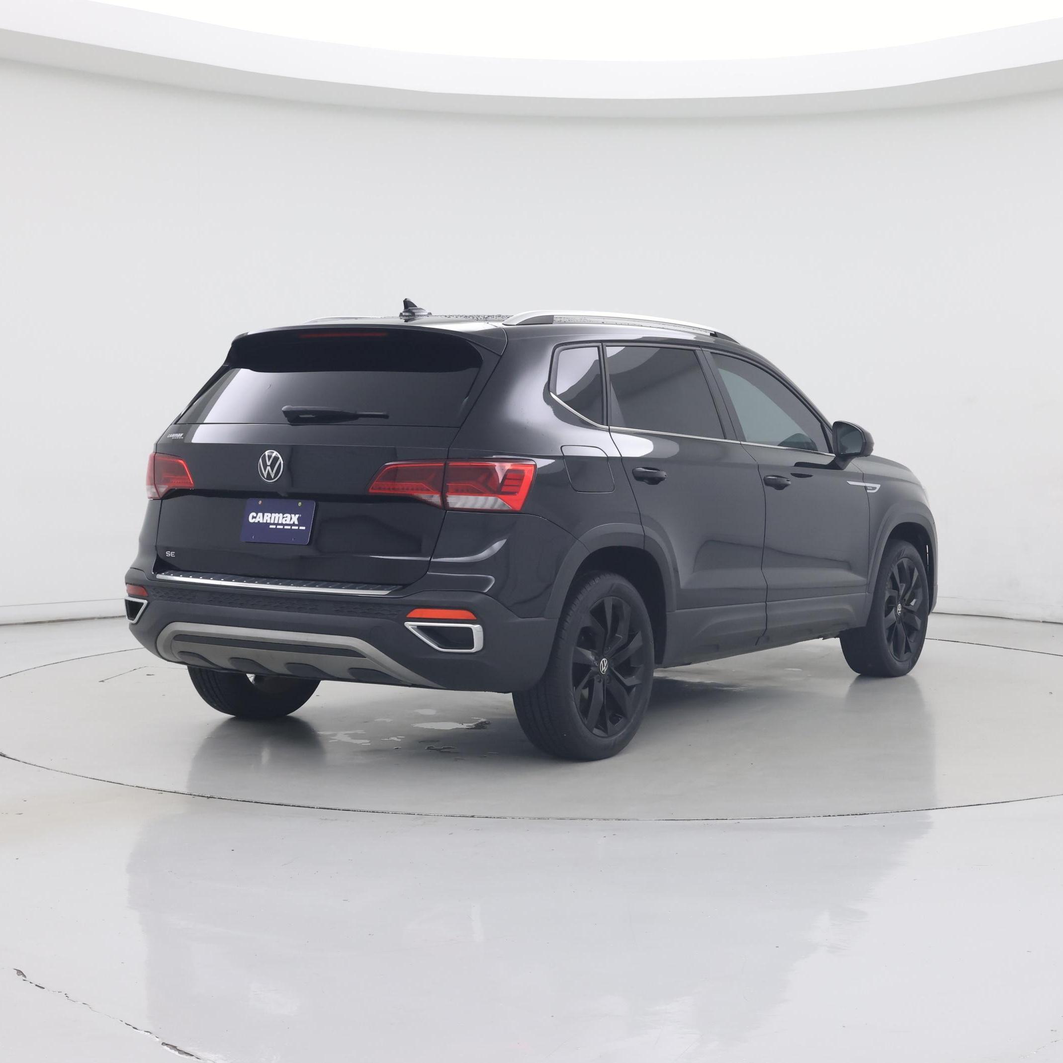Thumbnail: 2023 Volkswagen Taos - 8