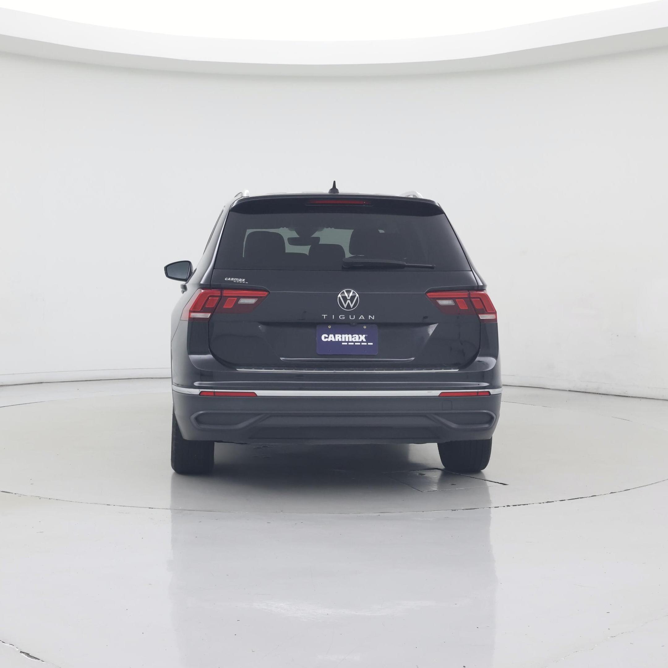 Thumbnail: 2022 Volkswagen Tiguan - 6