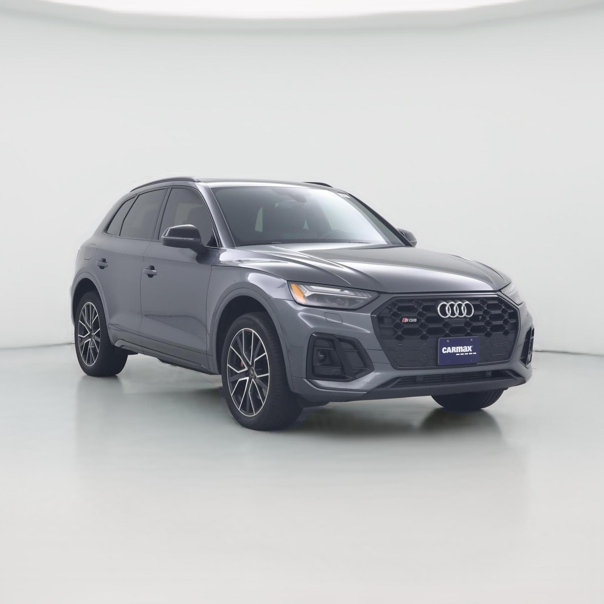 Thumbnail: 2022 Audi SQ5 - 1
