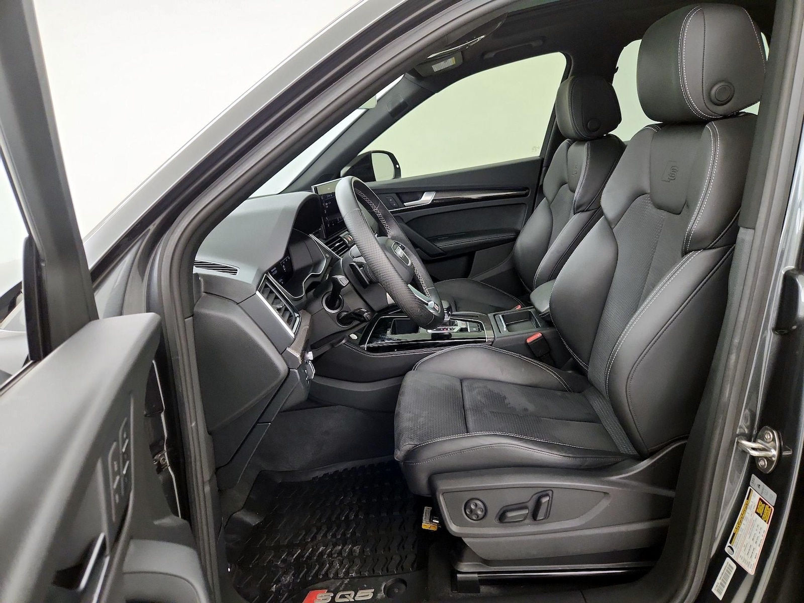 2022 Audi SQ5 Prestige - Photo 12