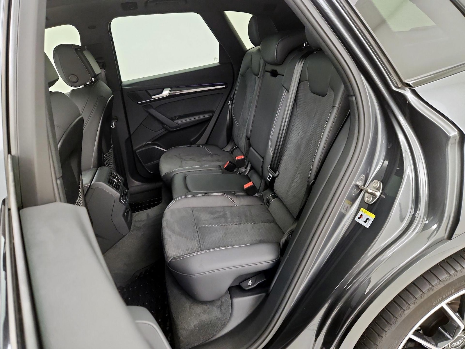 2022 Audi SQ5 Prestige - Photo 22