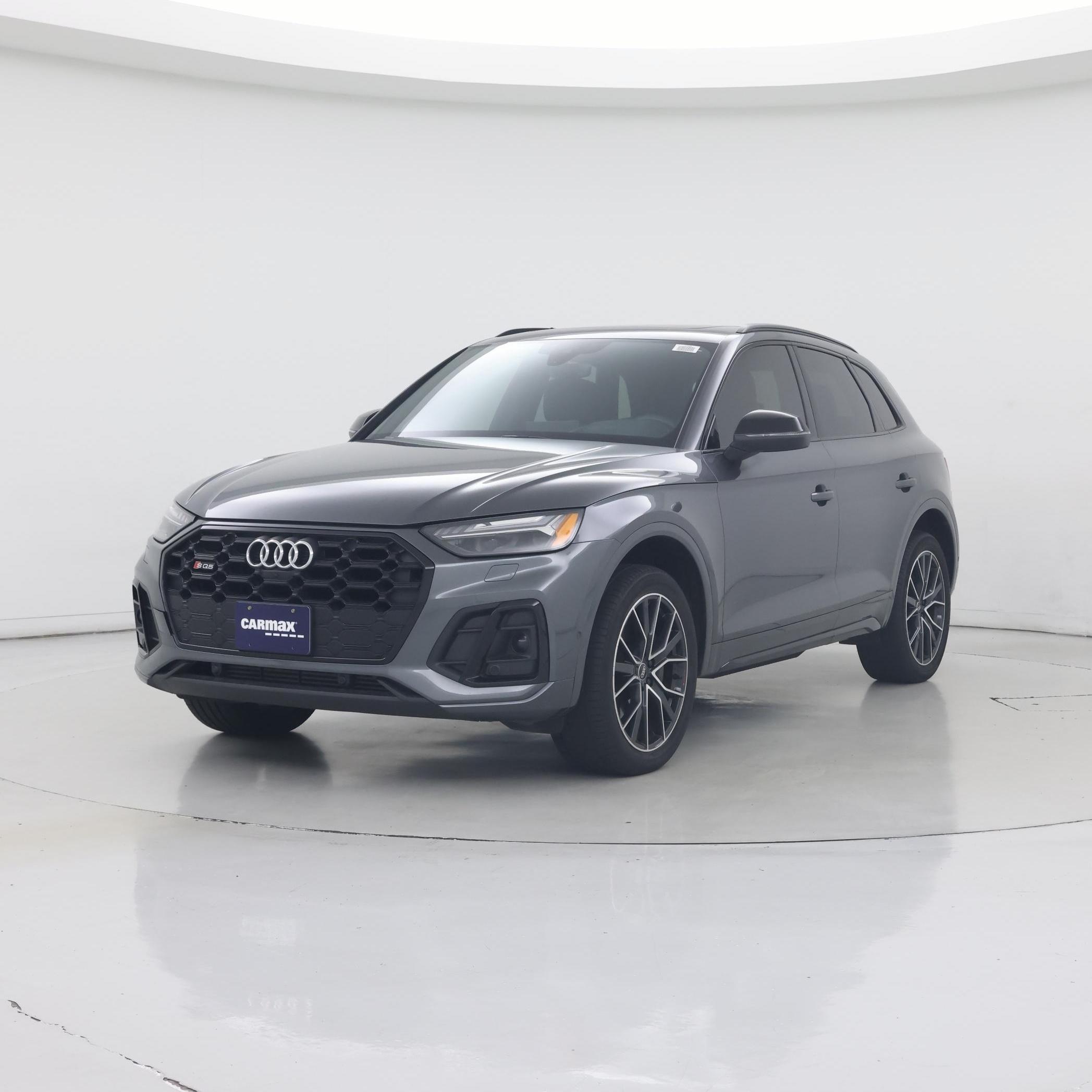 Thumbnail: 2022 Audi SQ5 - 4