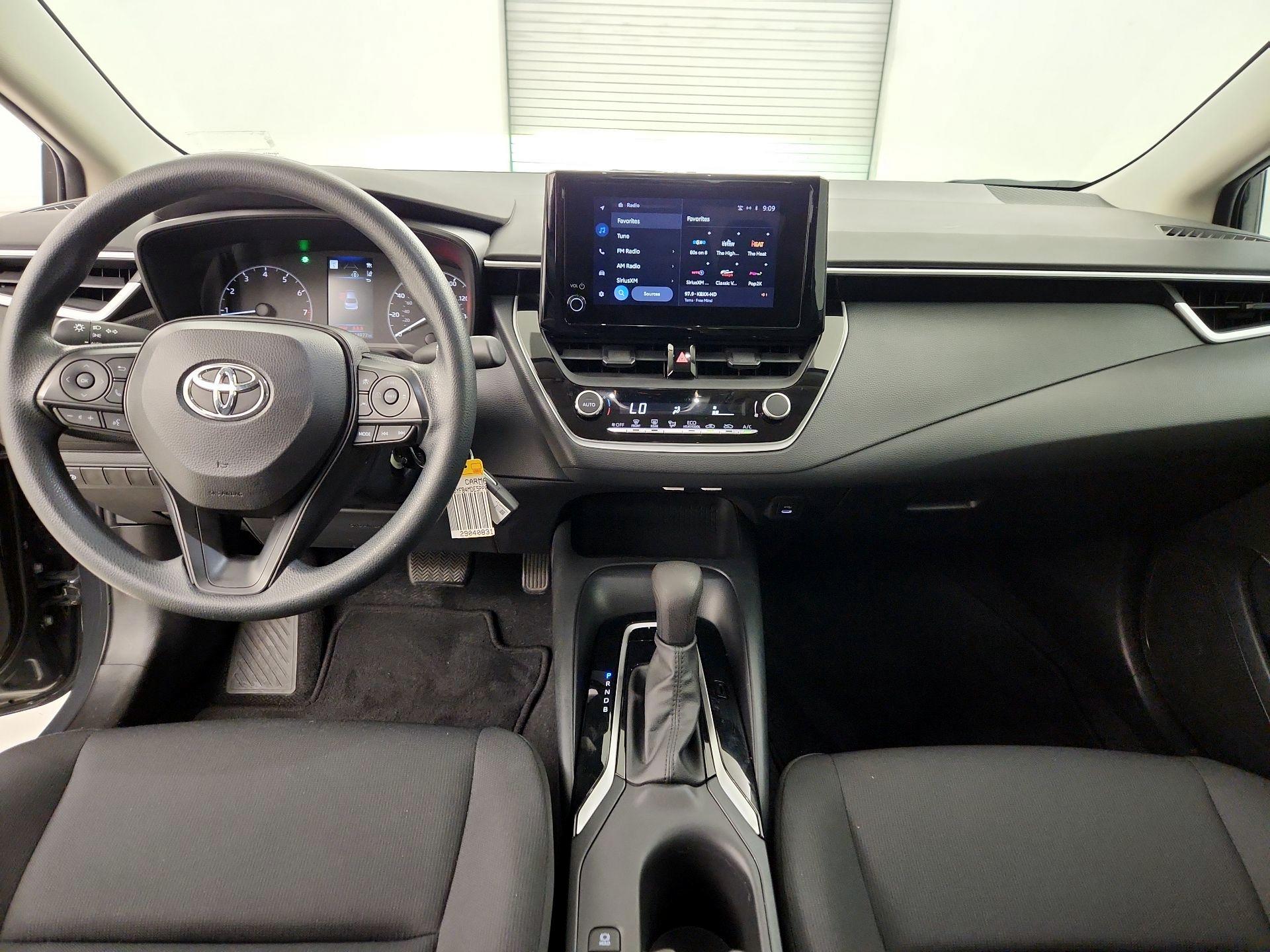 Thumbnail: 2023 Toyota Corolla - 9