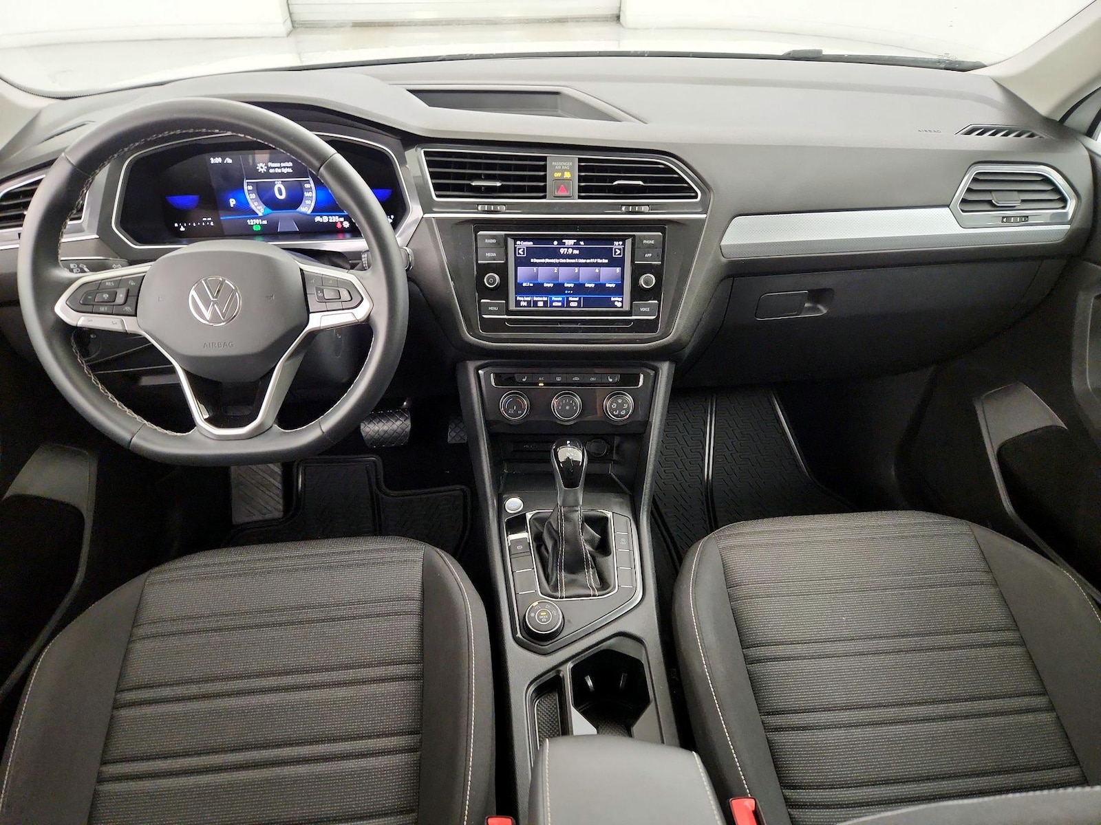 2024 Volkswagen Tiguan S - Photo 10