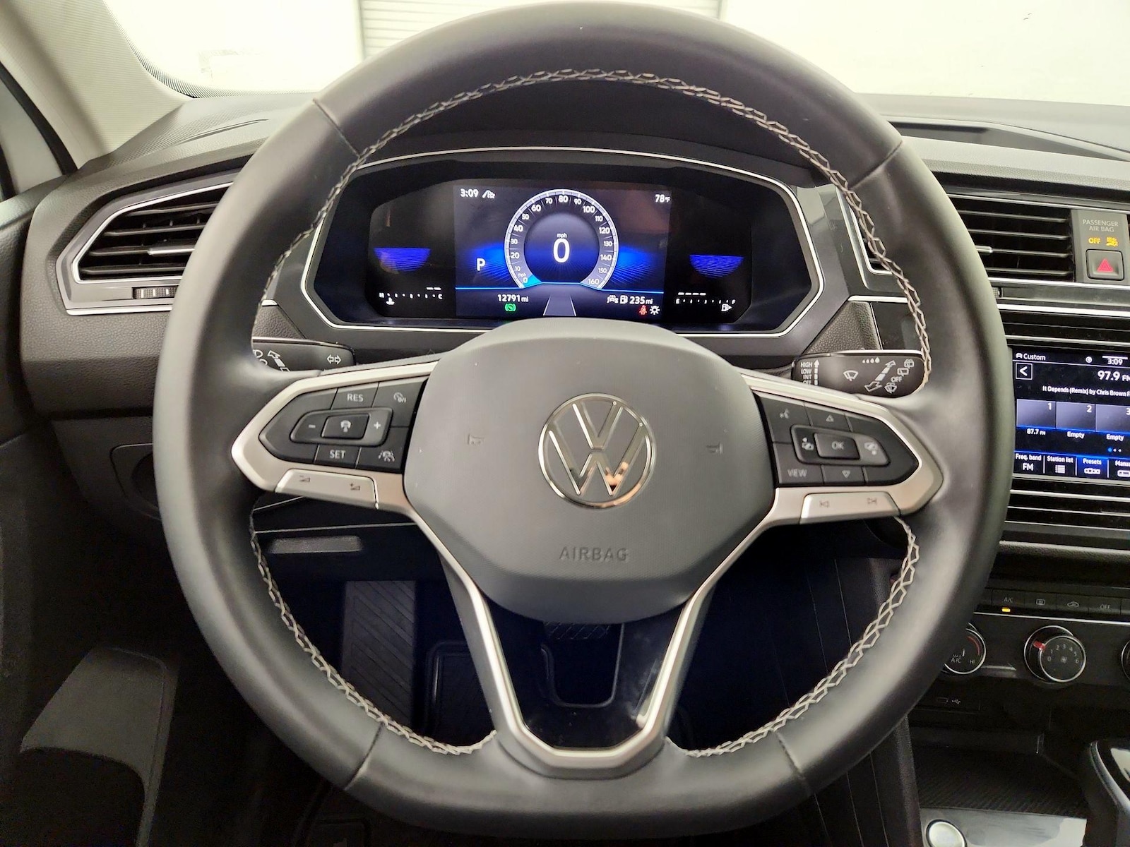 2024 Volkswagen Tiguan S - Photo 11