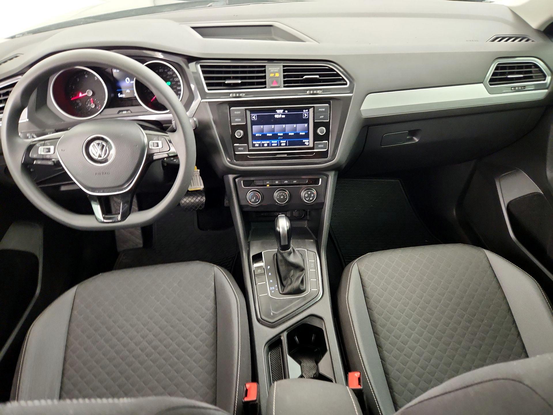 Thumbnail: 2021 Volkswagen Tiguan - 9