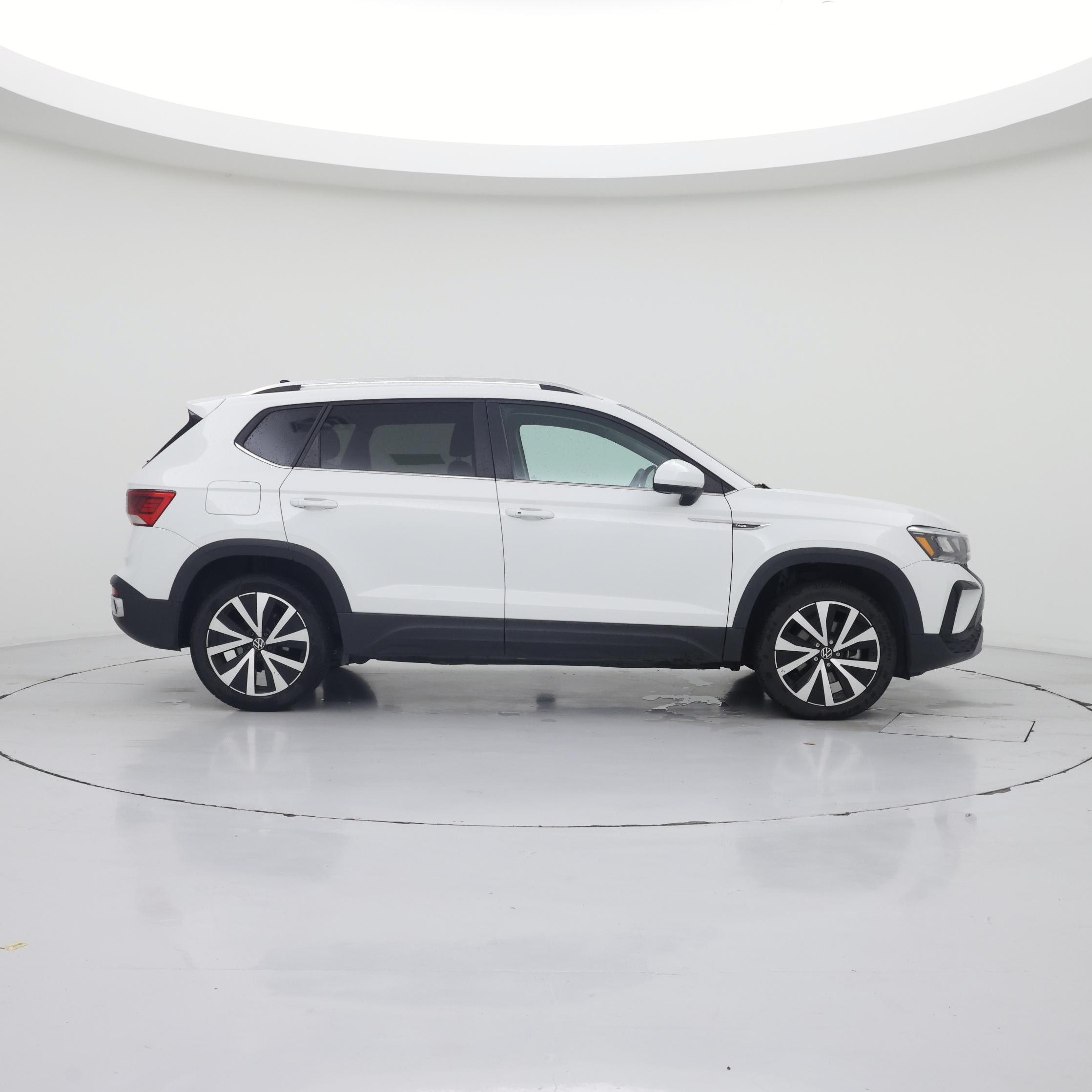 Thumbnail: 2024 Volkswagen Taos - 7