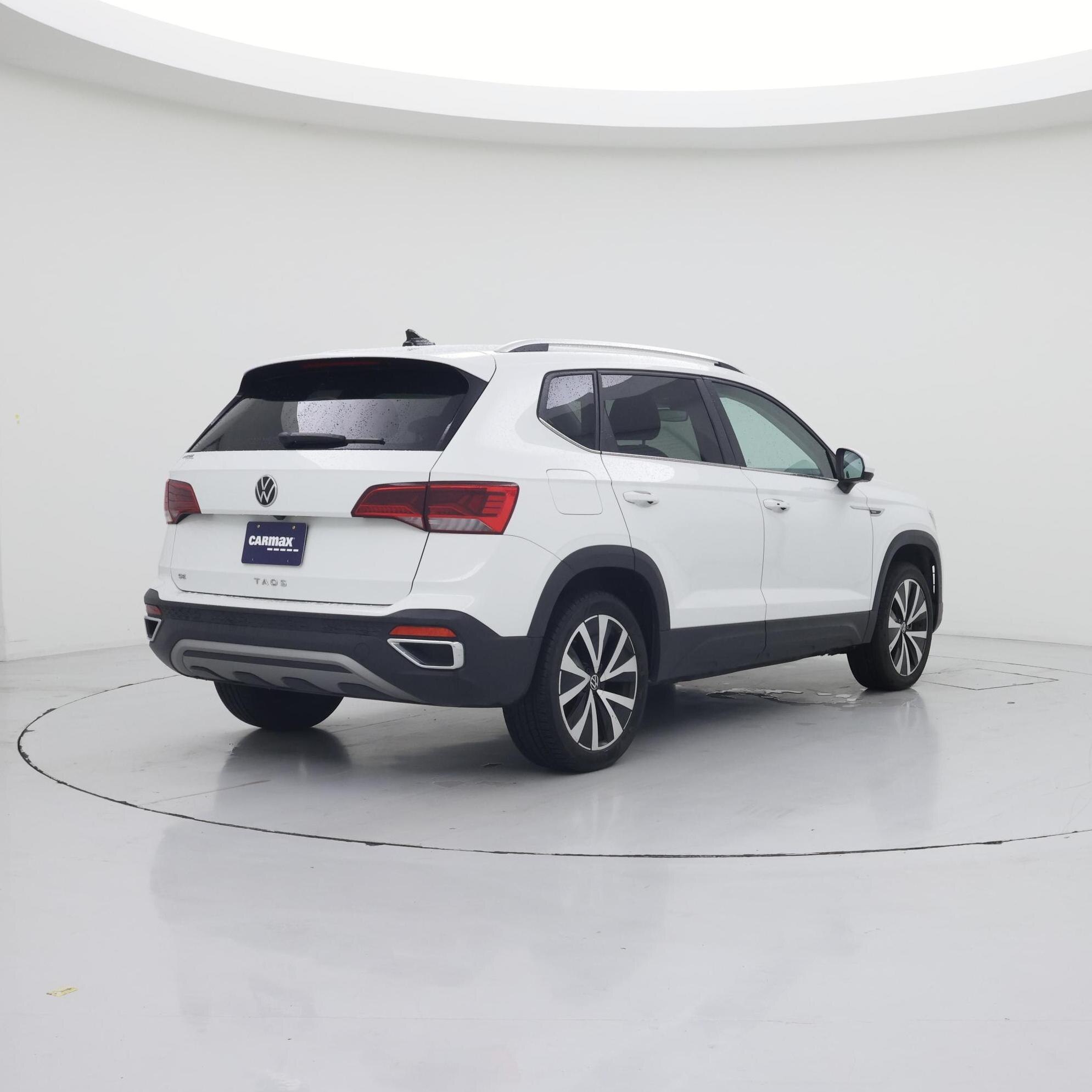 Thumbnail: 2024 Volkswagen Taos - 8