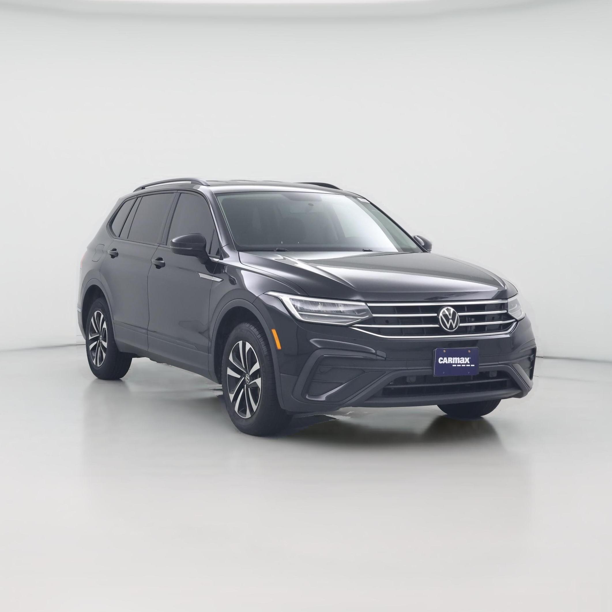 Thumbnail: 2022 Volkswagen Tiguan - 1