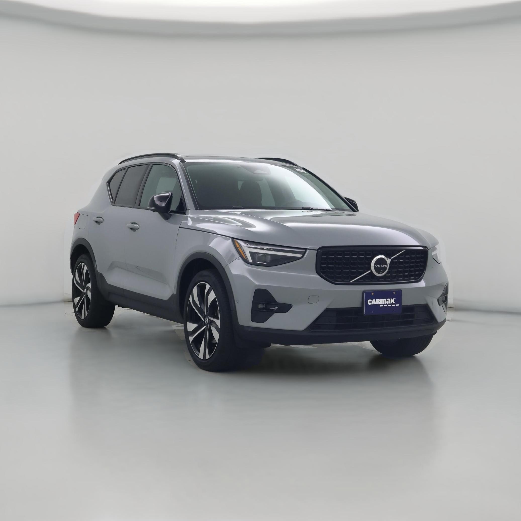 Thumbnail: 2024 Volvo XC40 - 1