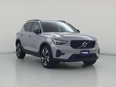 2024 Volvo XC40 B5 Ultimate Bright Theme