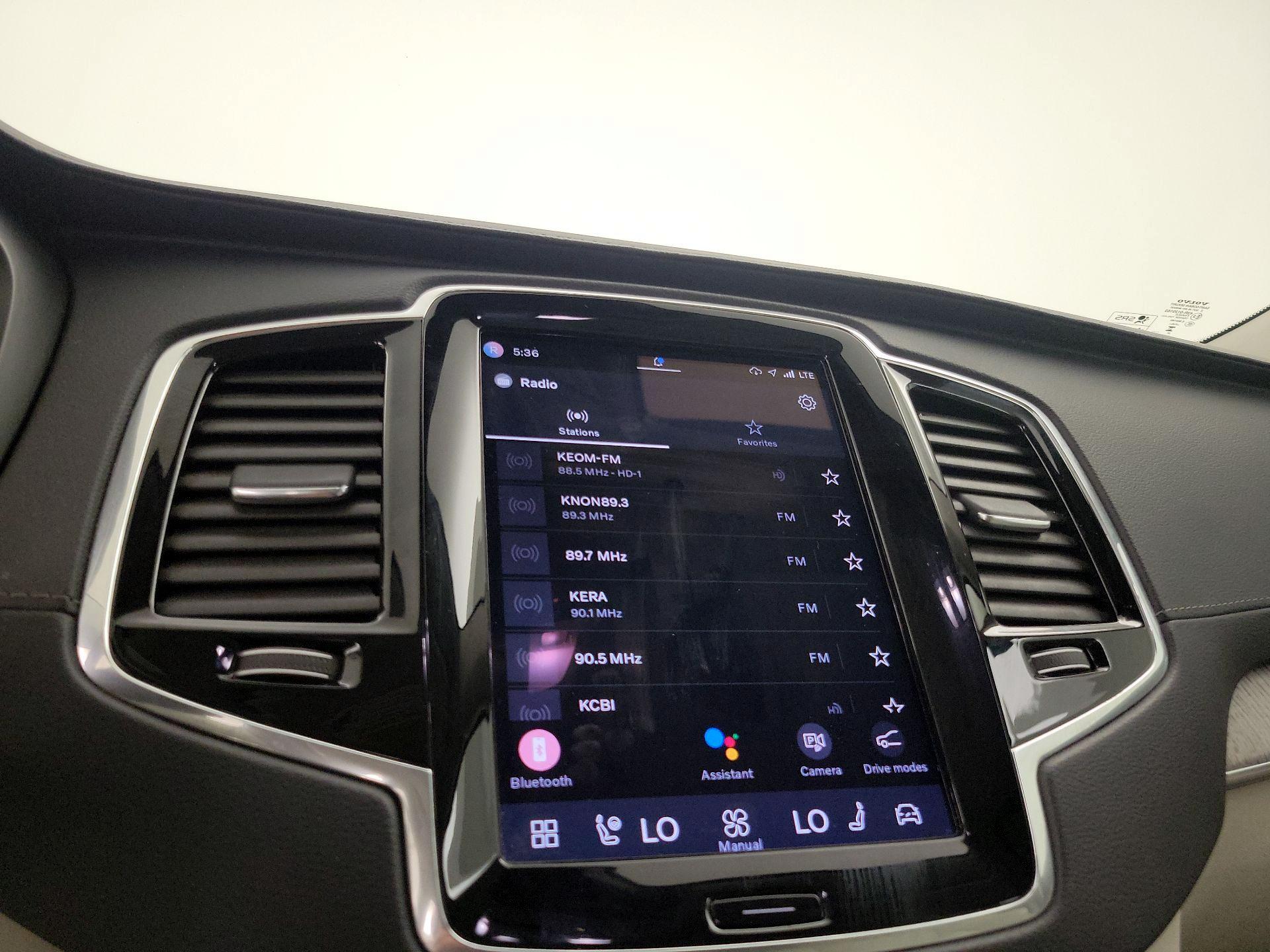 Thumbnail: 2023 Volvo XC90 - 16