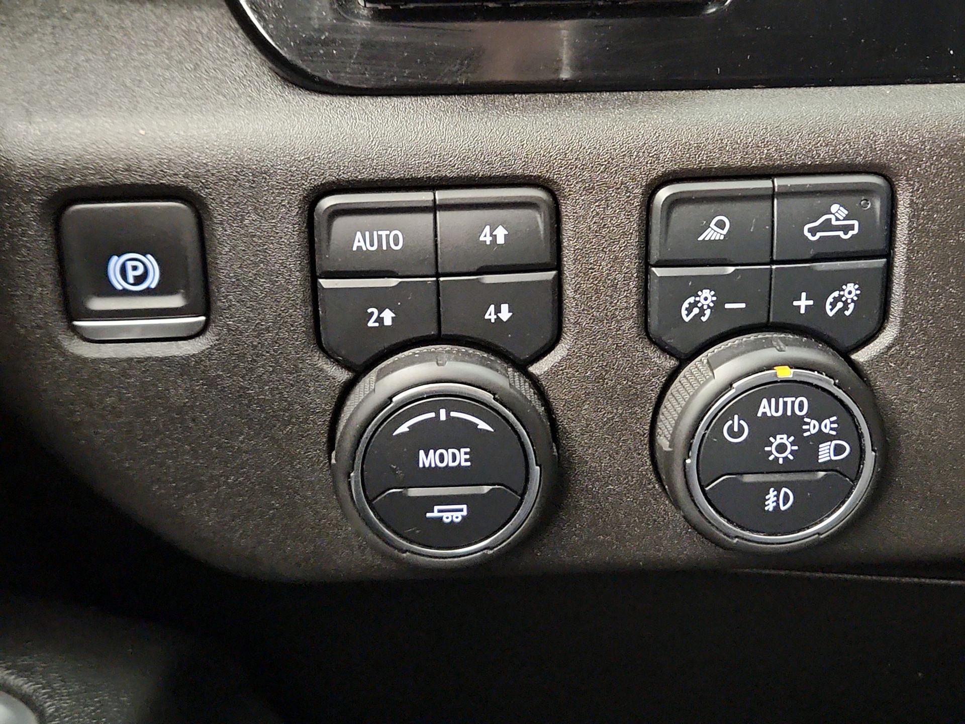 Thumbnail: 2024 Chevrolet Silverado 1500 - 13