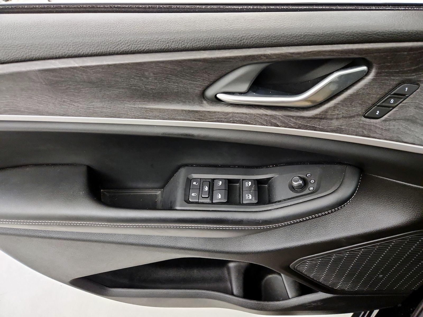 2025 Jeep Grand Cherokee Limited - Photo 13